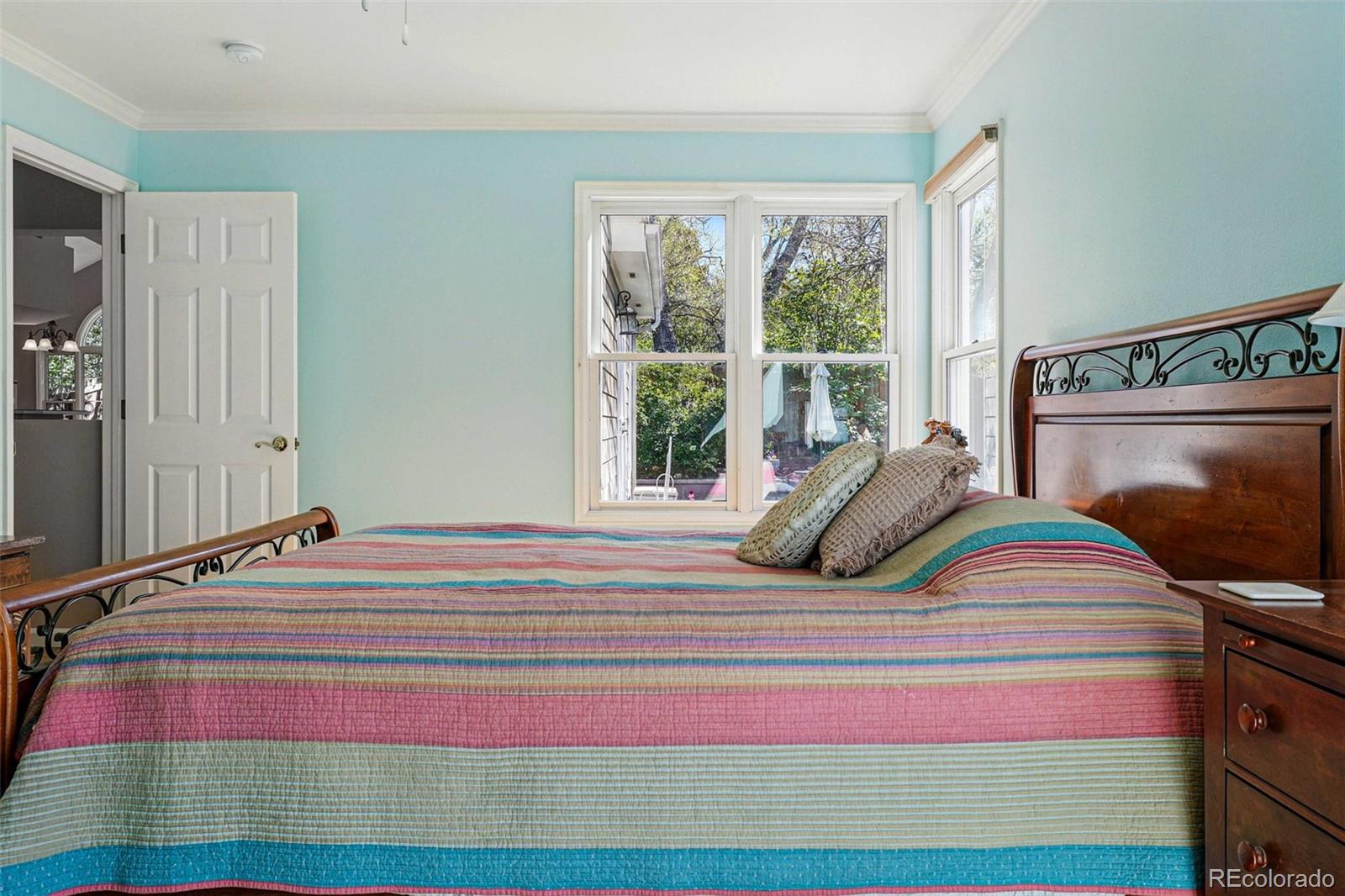 MLS Image #21 for 2252 s yosemite circle,denver, Colorado
