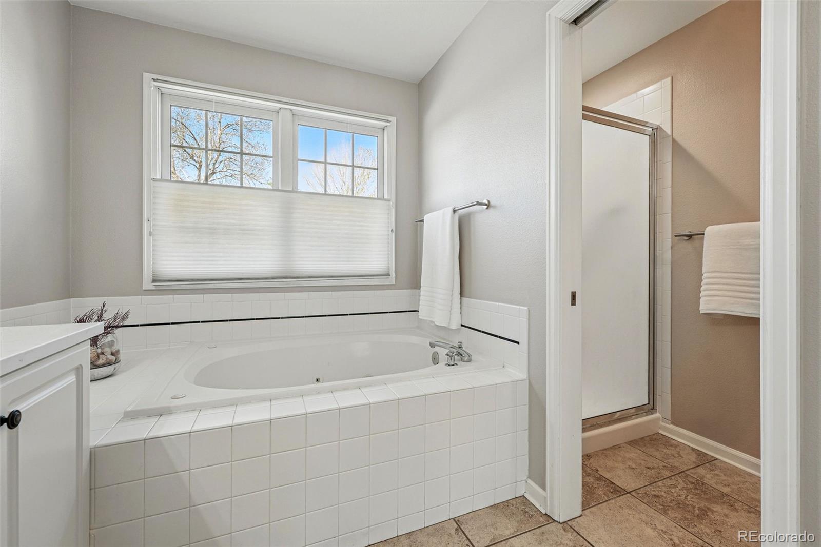 MLS Image #23 for 2252 s yosemite circle,denver, Colorado