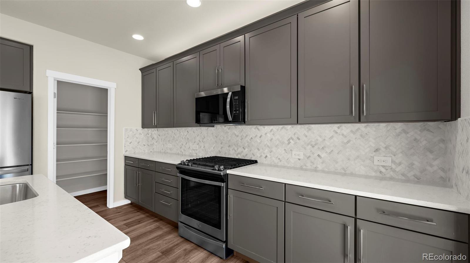 MLS Image #13 for 6533  backcountry loop,colorado springs, Colorado