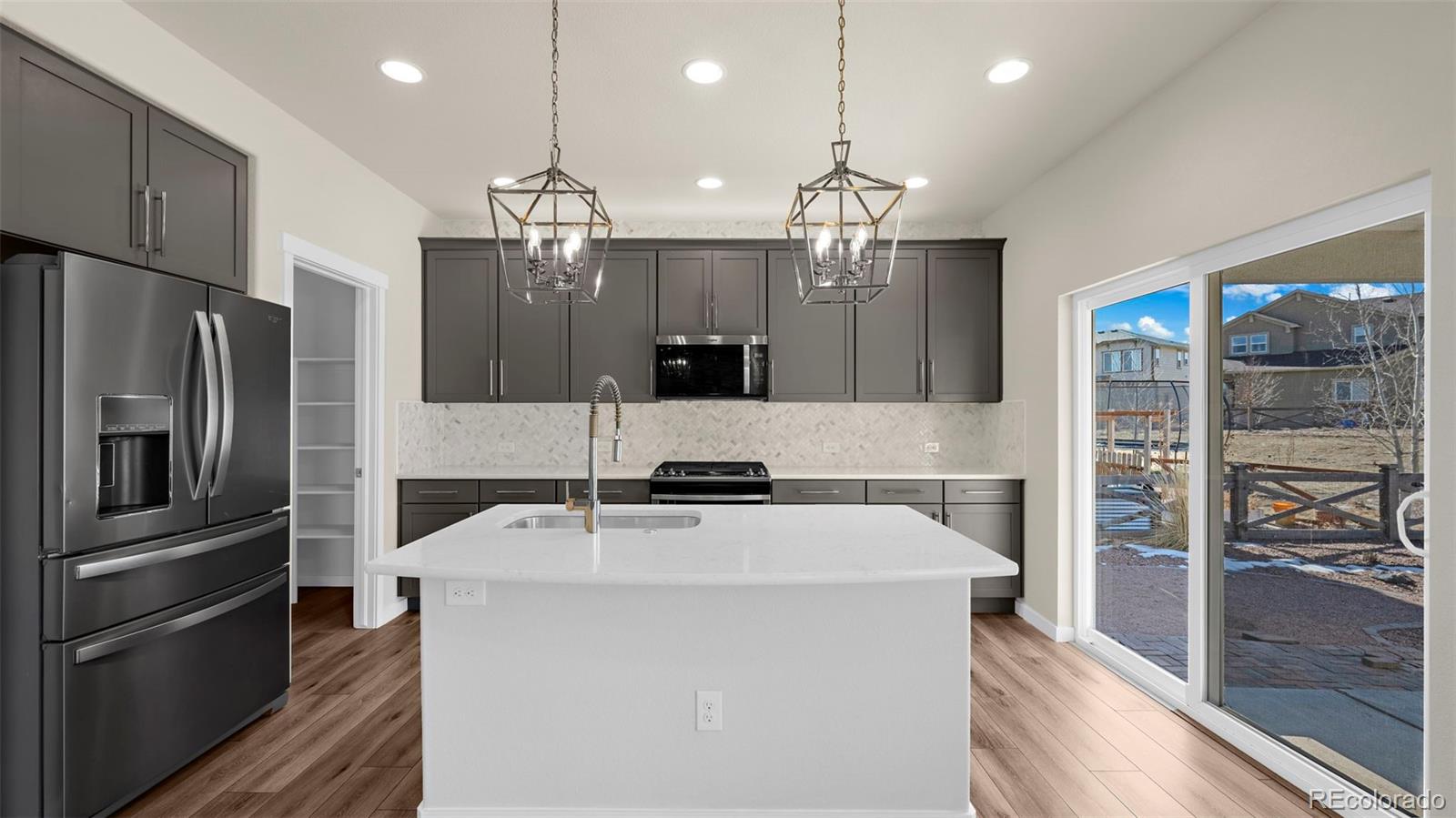MLS Image #3 for 6533  backcountry loop,colorado springs, Colorado