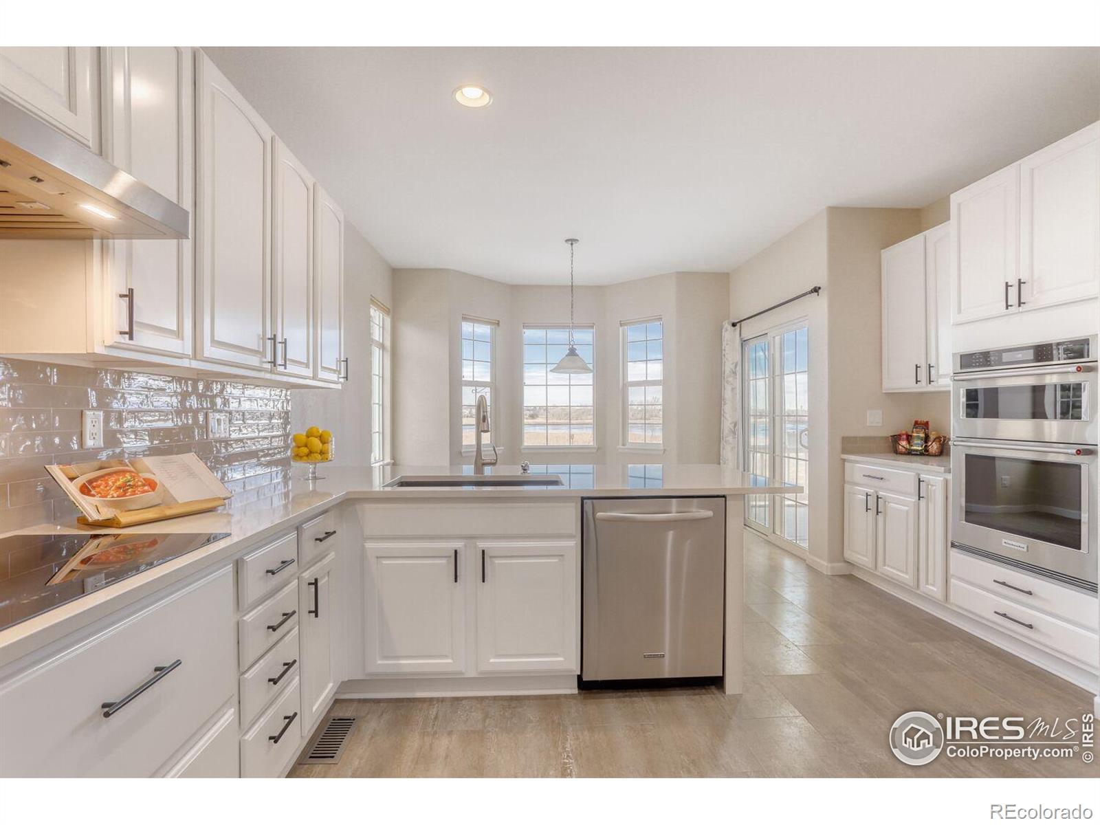 MLS Image #3 for 13733  stone circle 102,broomfield, Colorado