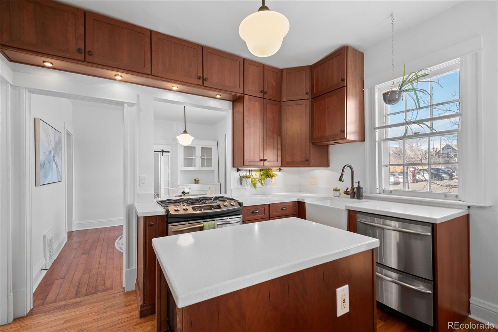 MLS Image #17 for 1038 e 4th avenue,denver, Colorado