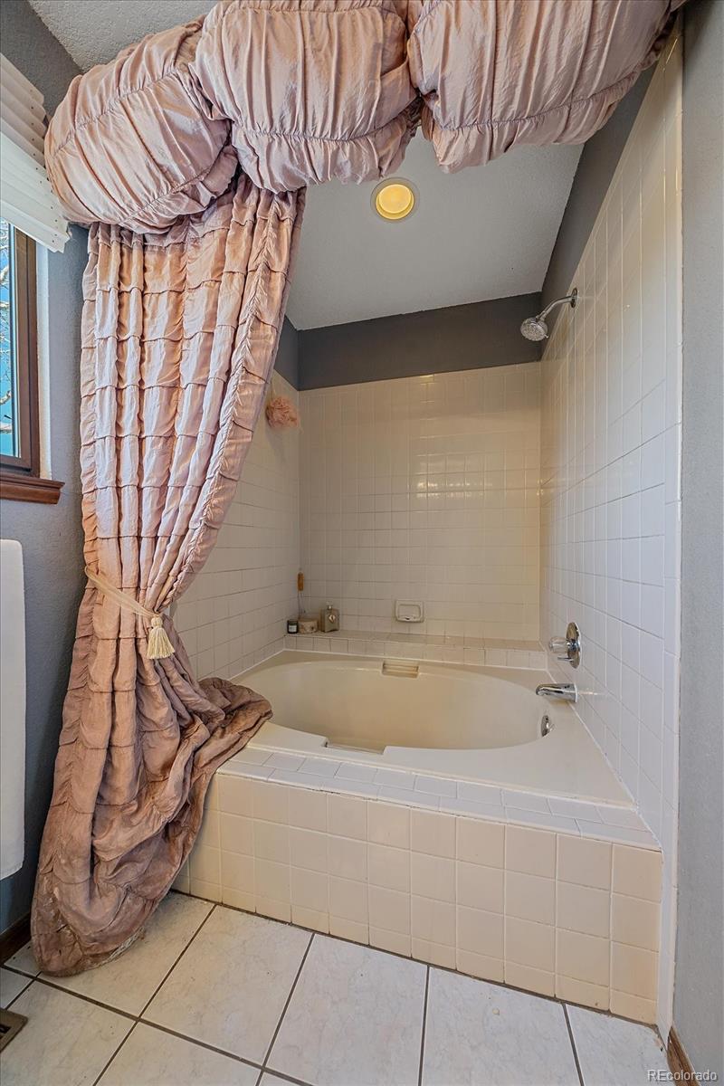 MLS Image #21 for 3571 s uravan street,aurora, Colorado