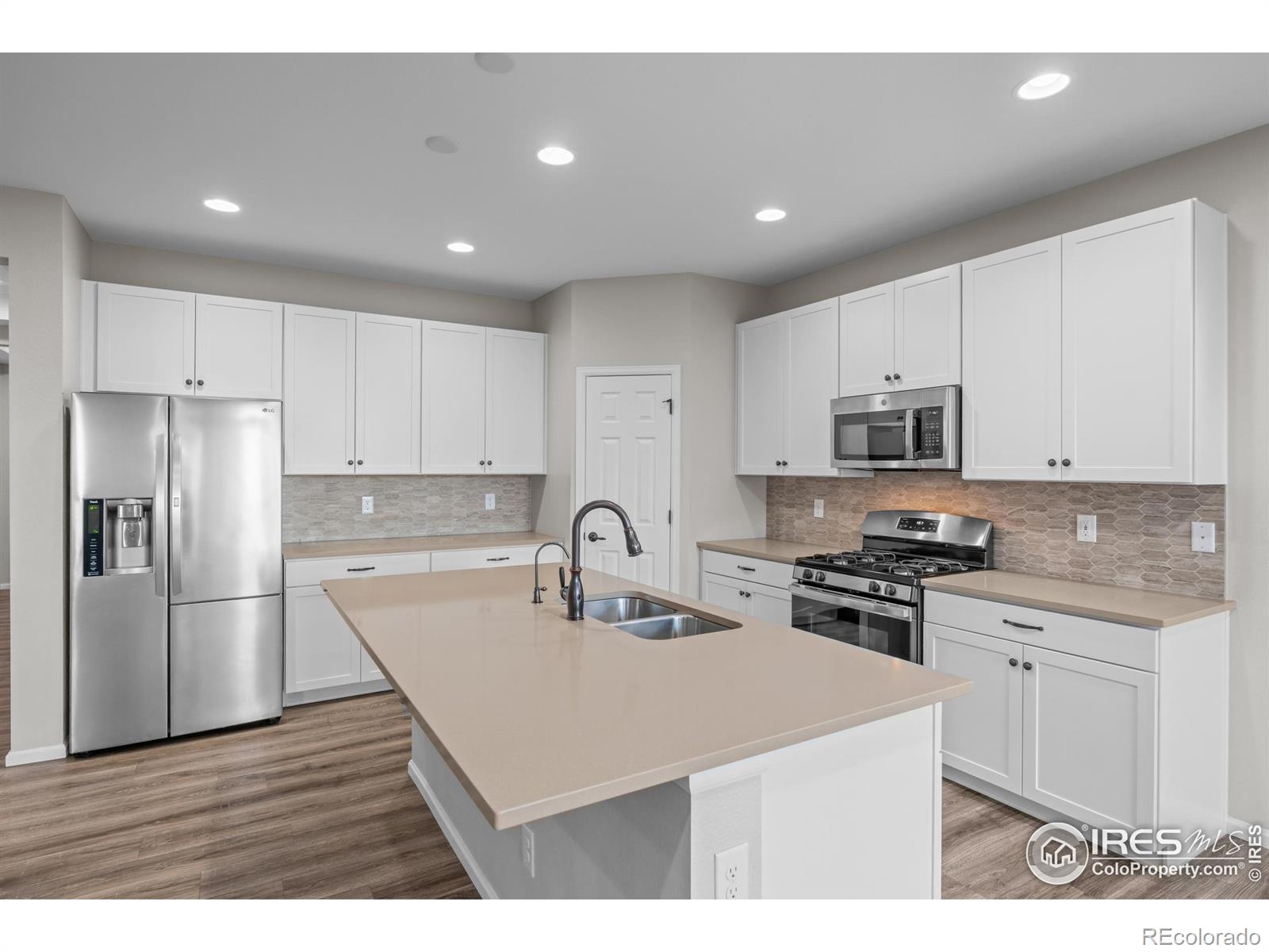 MLS Image #4 for 3326  ice lake court,loveland, Colorado