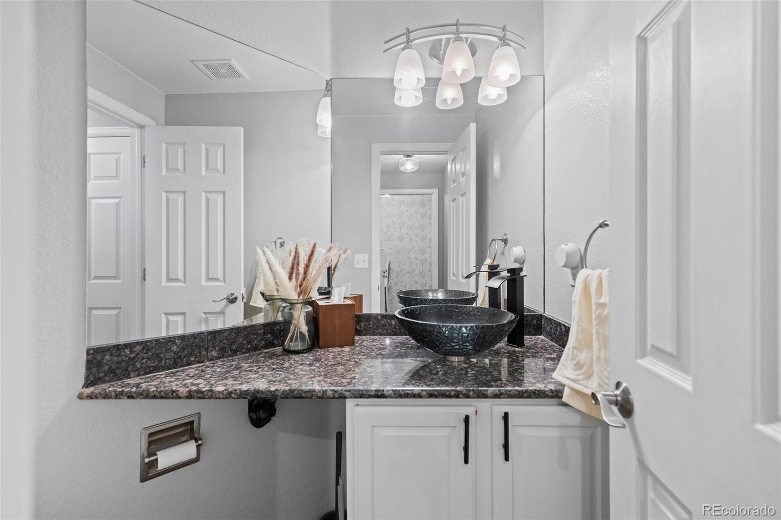 MLS Image #11 for 1976 e 148th drive,thornton, Colorado
