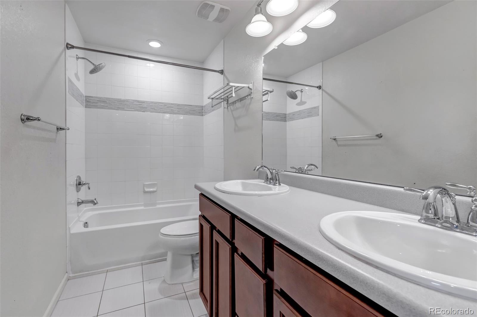 MLS Image #22 for 21876 e radcliff circle,aurora, Colorado