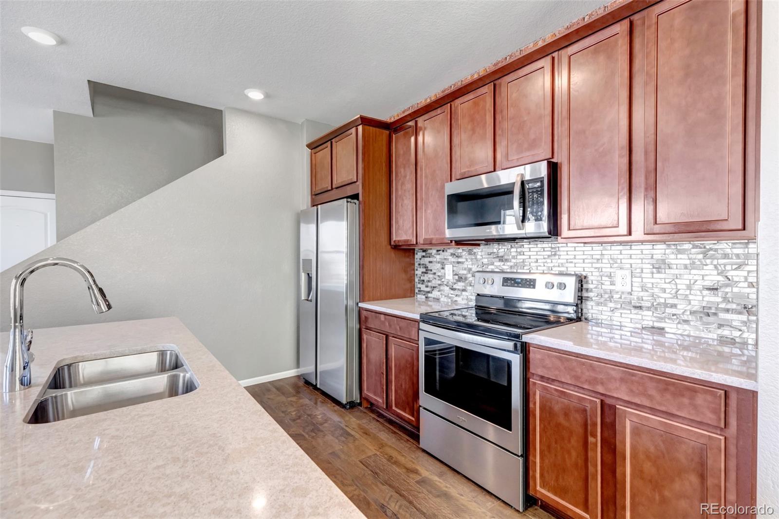 MLS Image #4 for 21876 e radcliff circle,aurora, Colorado