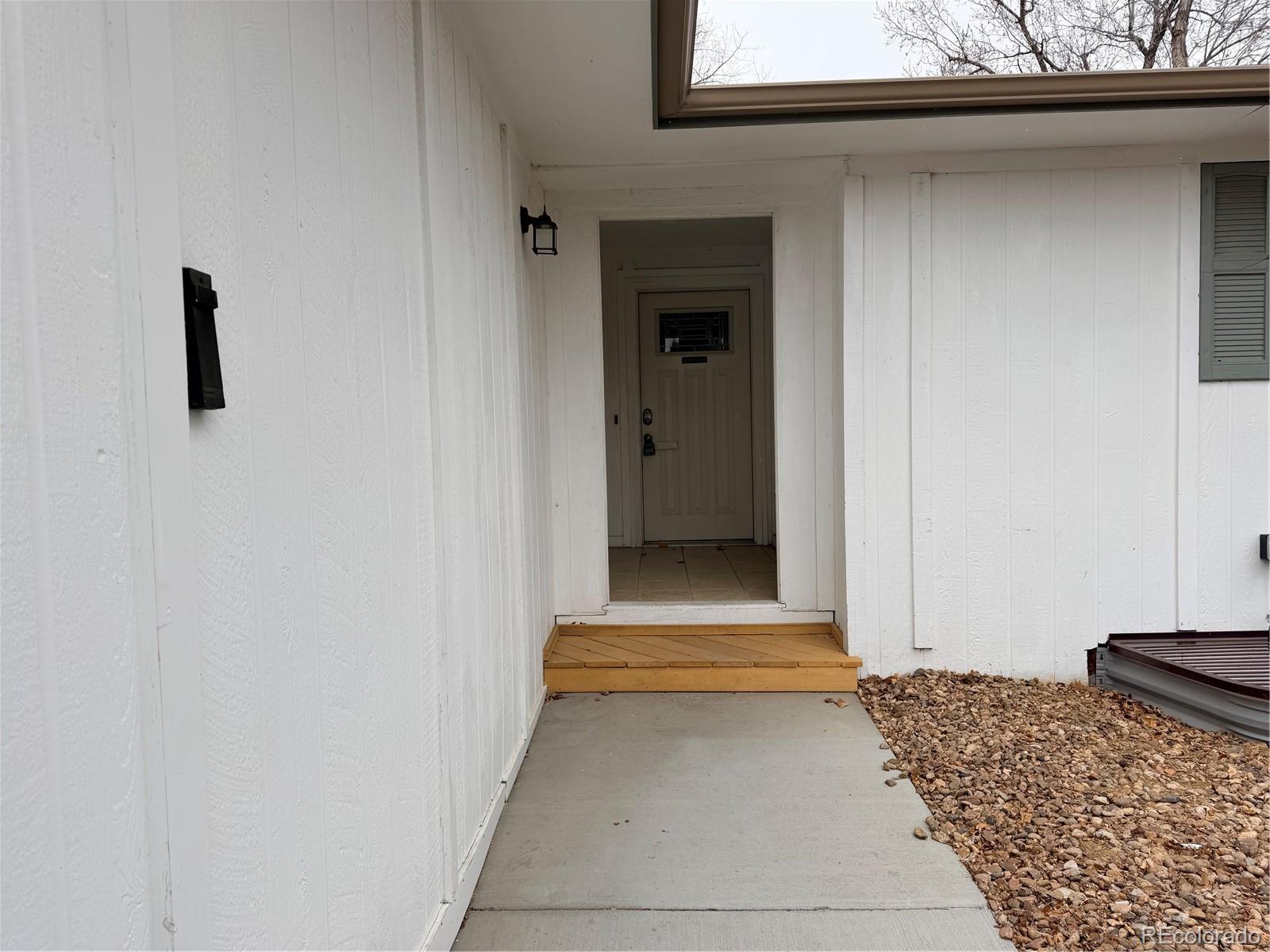 MLS Image #2 for 975 e 7th avenue,broomfield, Colorado