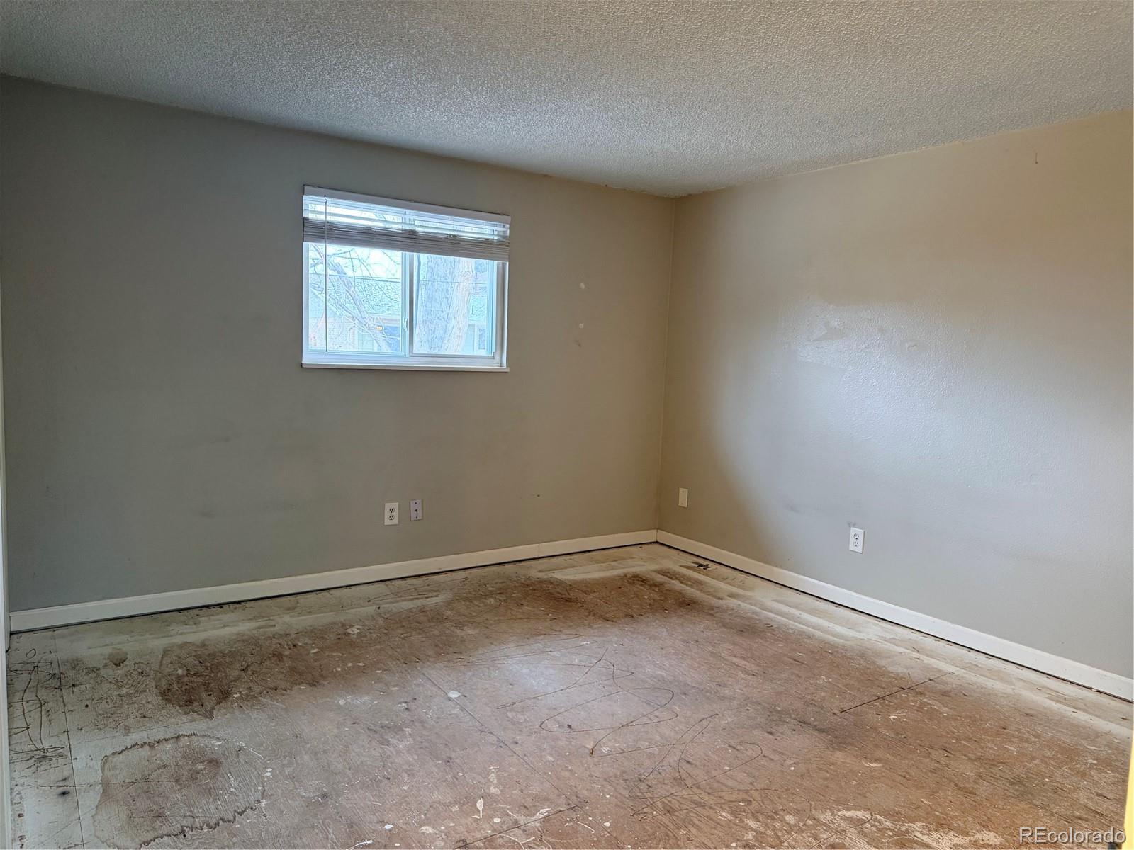 MLS Image #26 for 975 e 7th avenue,broomfield, Colorado