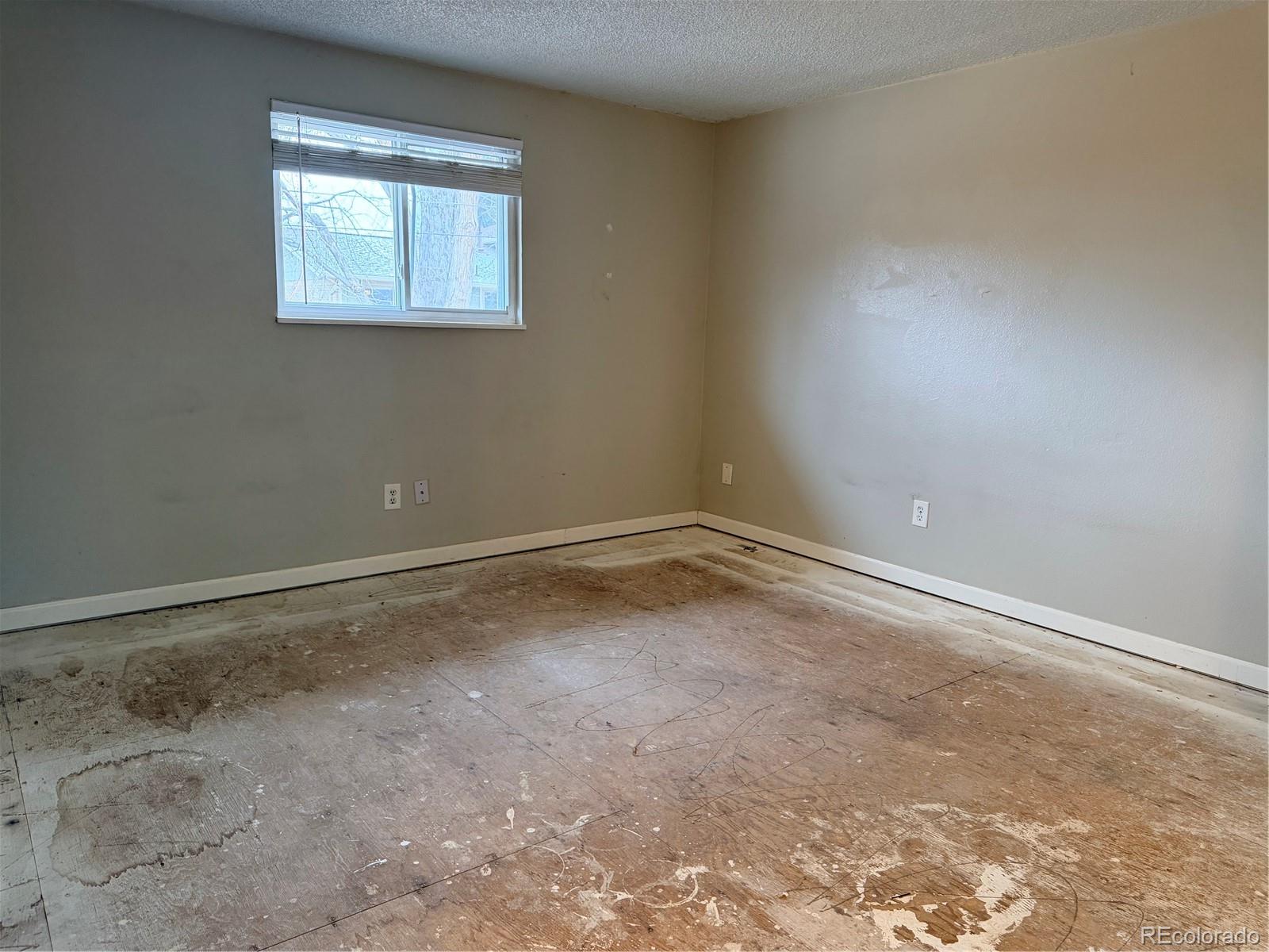 MLS Image #27 for 975 e 7th avenue,broomfield, Colorado
