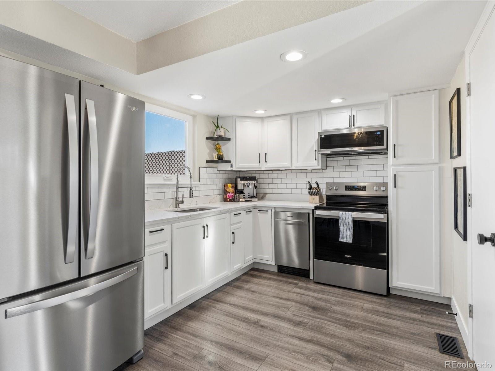 MLS Image #5 for 17083 e wagon trail parkway,aurora, Colorado