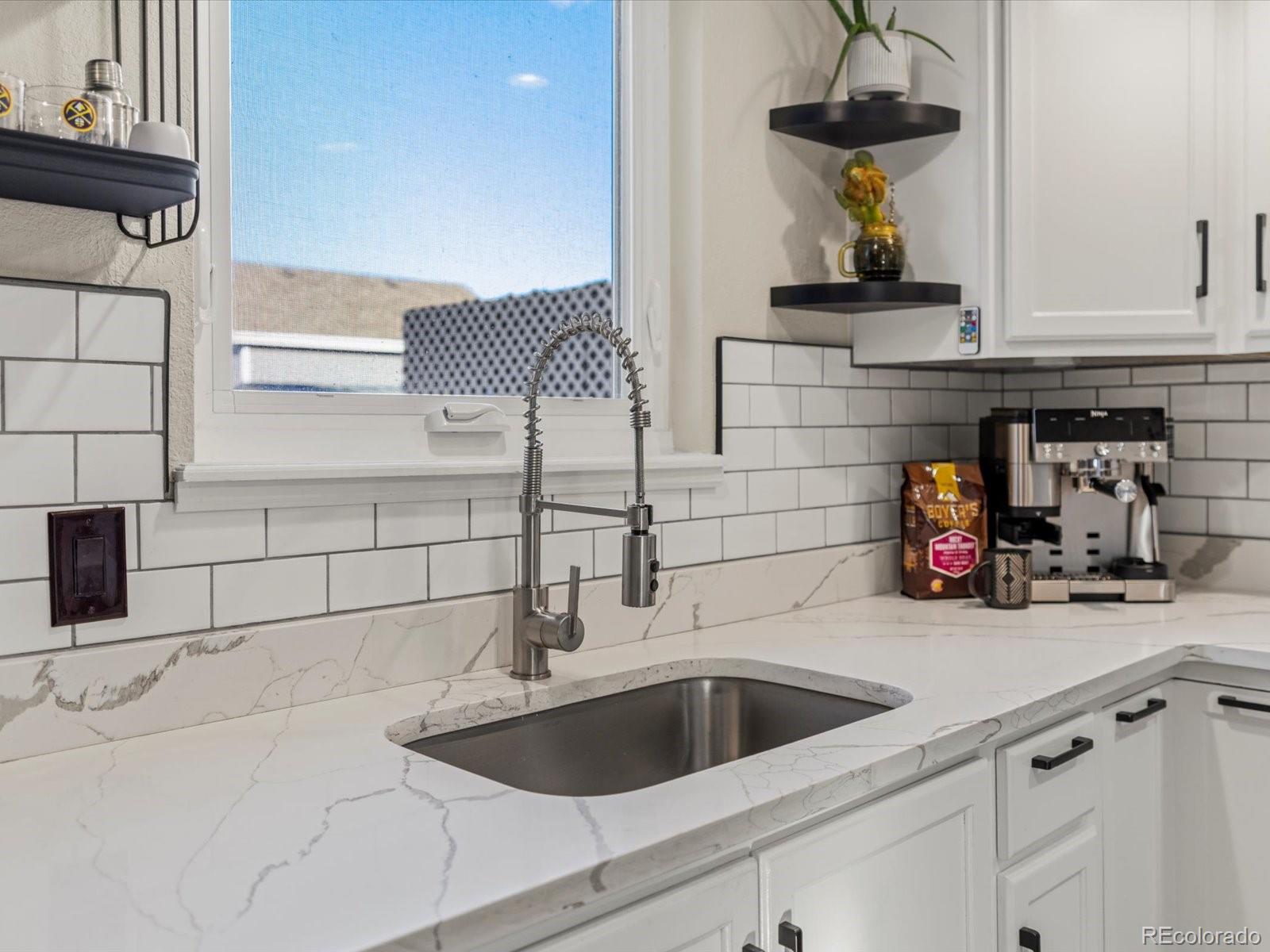 MLS Image #6 for 17083 e wagon trail parkway,aurora, Colorado