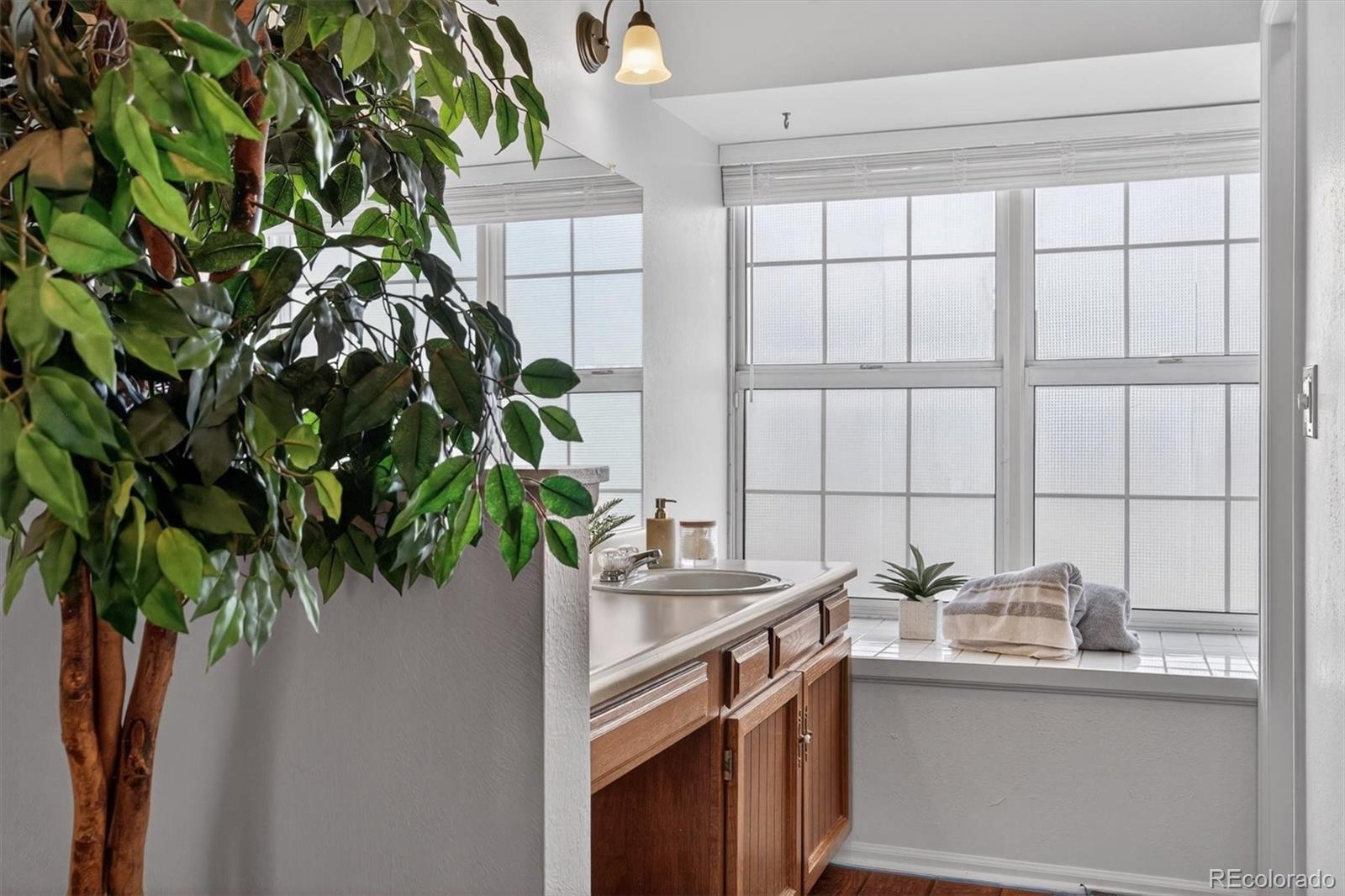 MLS Image #4 for 7022 s glencoe court,centennial, Colorado