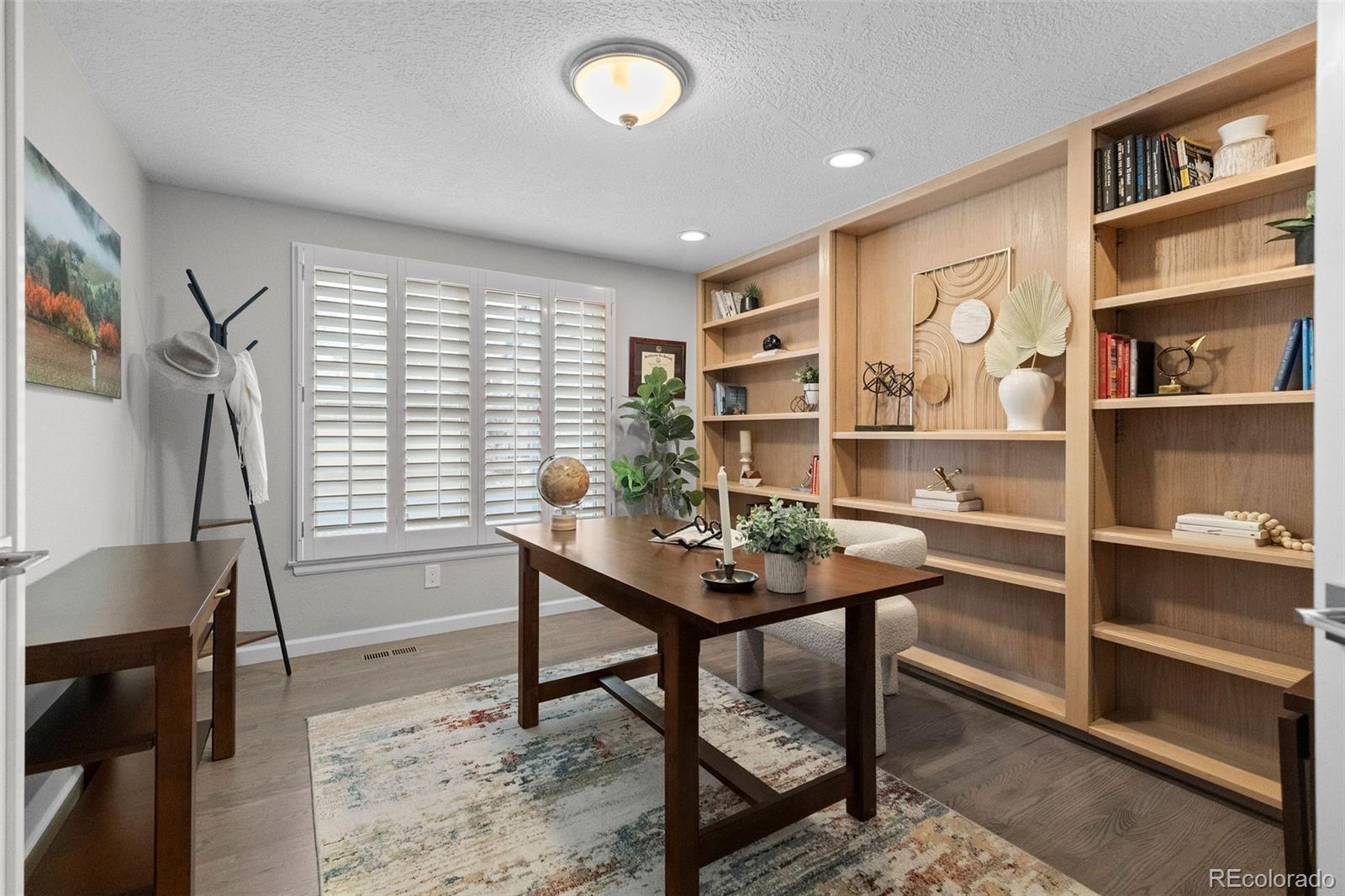 MLS Image #3 for 10380 e lake drive,englewood, Colorado