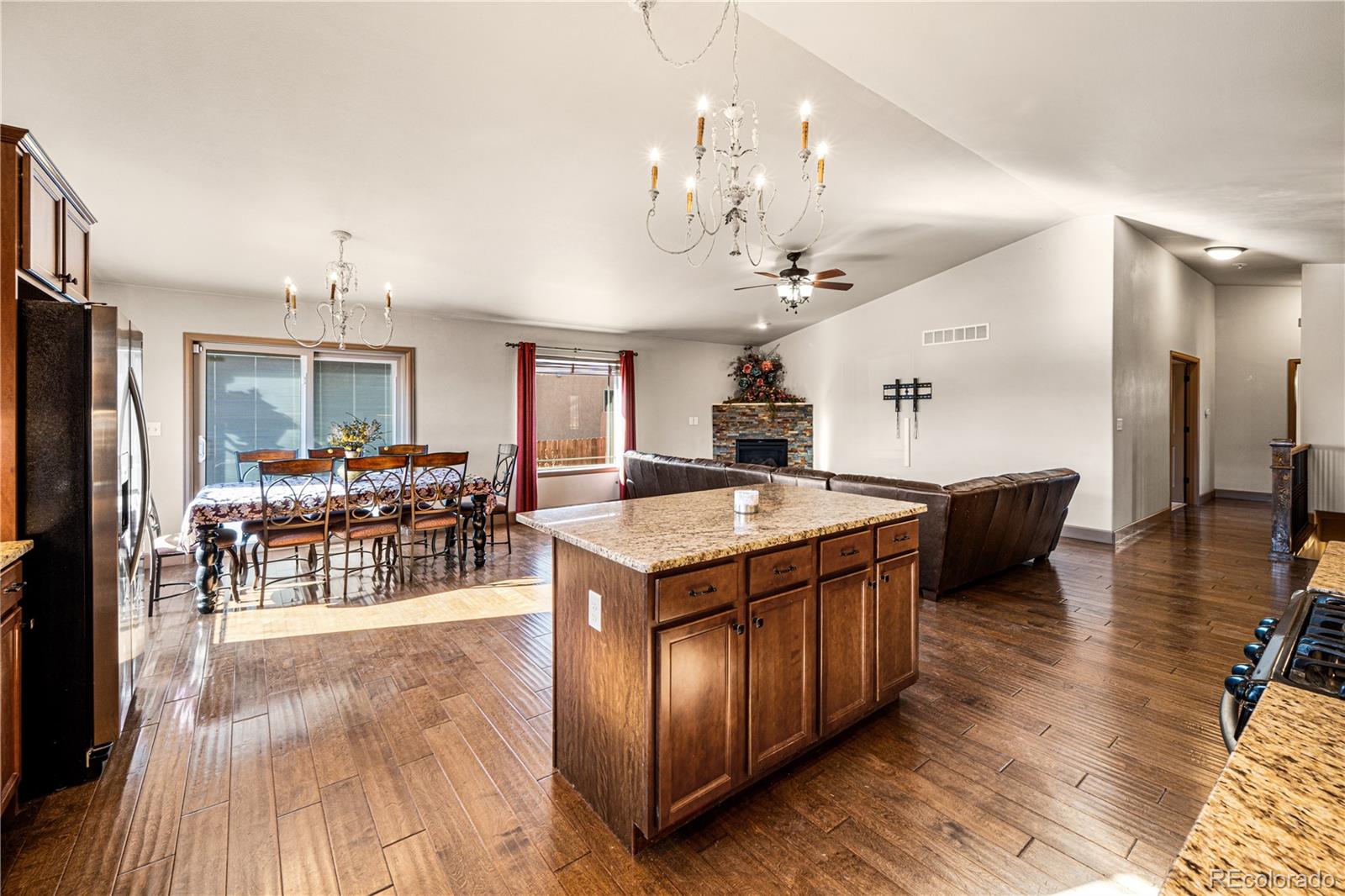 MLS Image #10 for 5707  mark twain lane,pueblo, Colorado