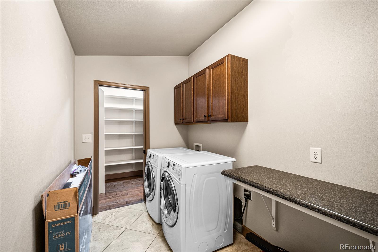 MLS Image #12 for 5707  mark twain lane,pueblo, Colorado