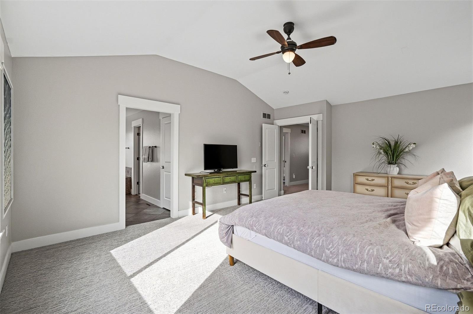 MLS Image #20 for 8608 e 25th drive,denver, Colorado