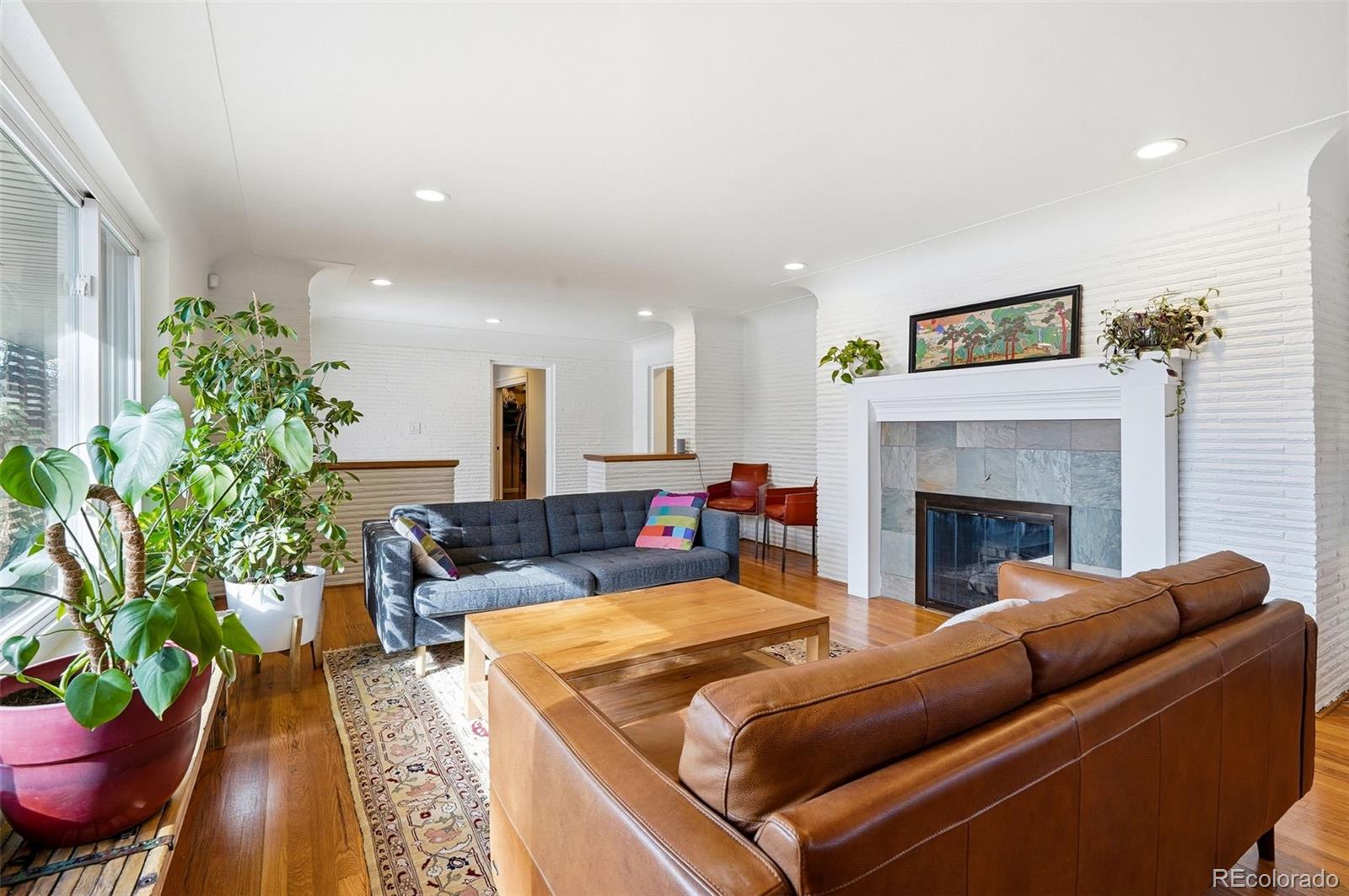 MLS Image #5 for 6631 e 5th avenue,denver, Colorado
