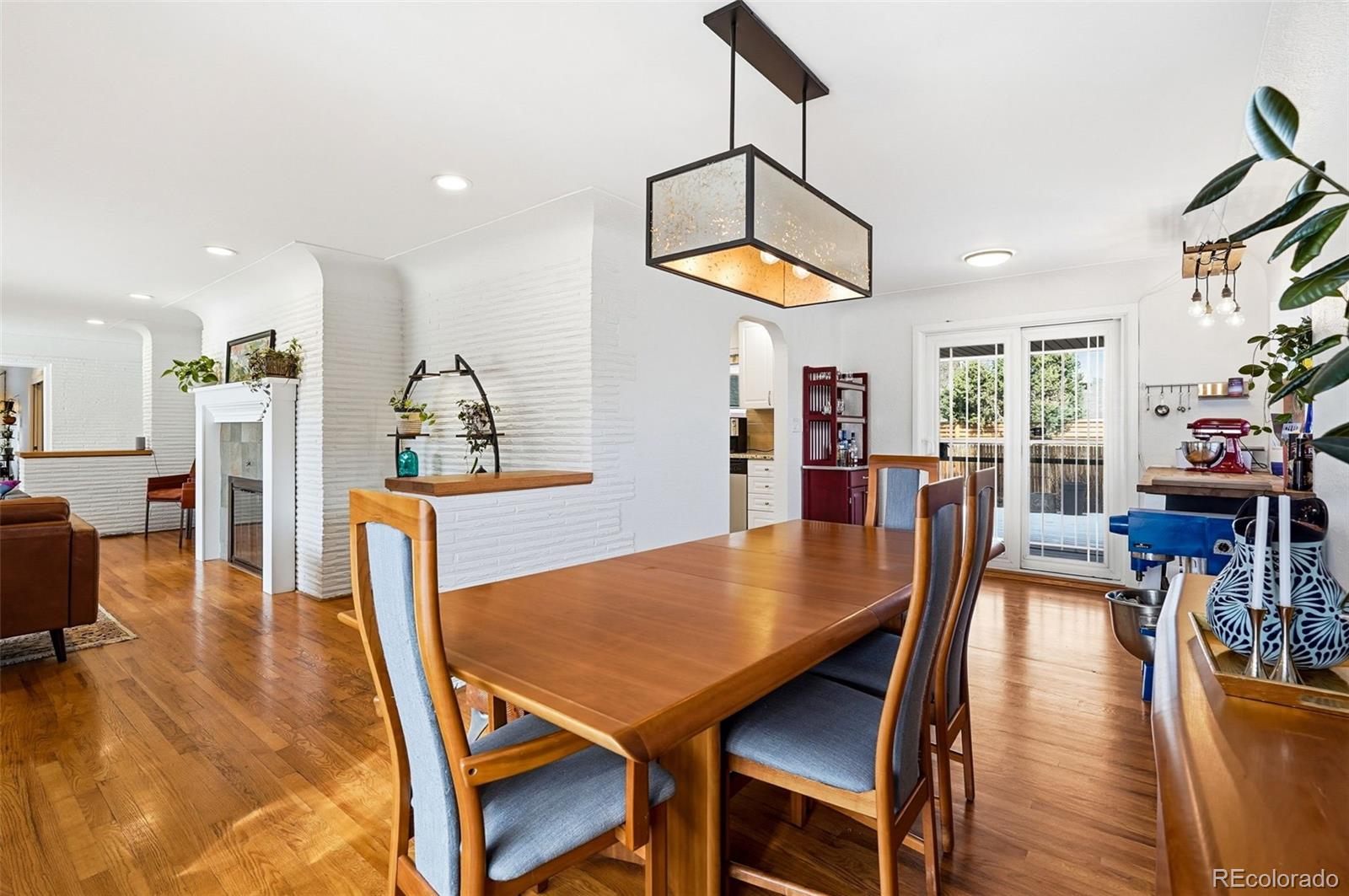 MLS Image #7 for 6631 e 5th avenue,denver, Colorado