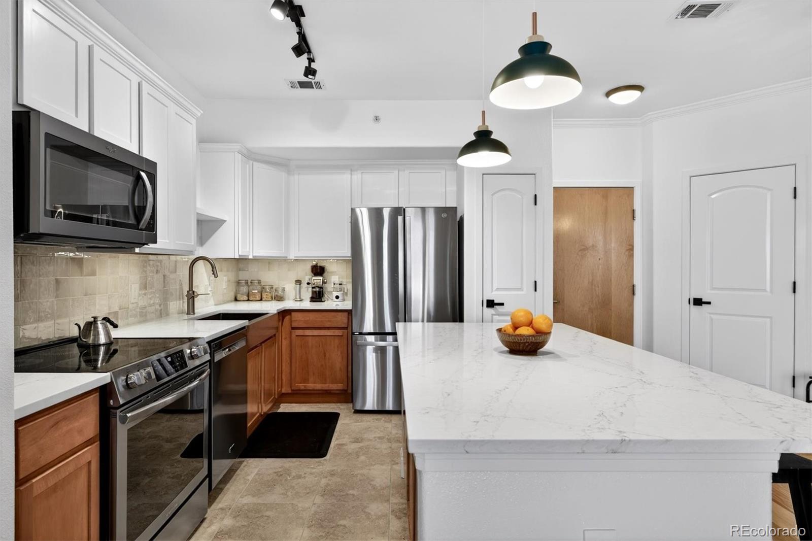 MLS Image #5 for 10184  park meadows drive 1404,lone tree, Colorado