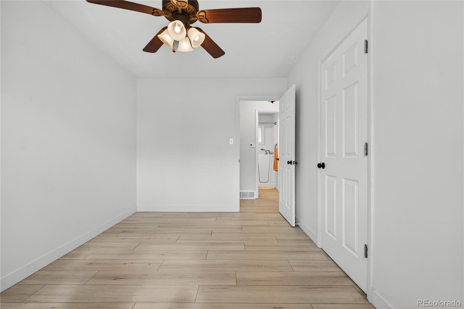 MLS Image #19 for 3379 w wagon trail drive,englewood, Colorado