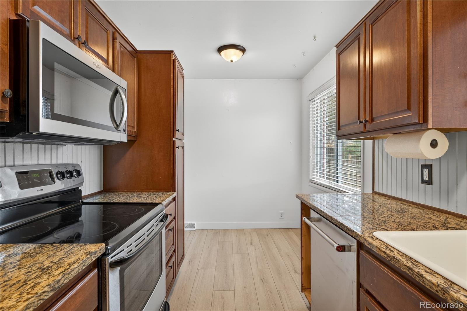 MLS Image #8 for 3379 w wagon trail drive,englewood, Colorado