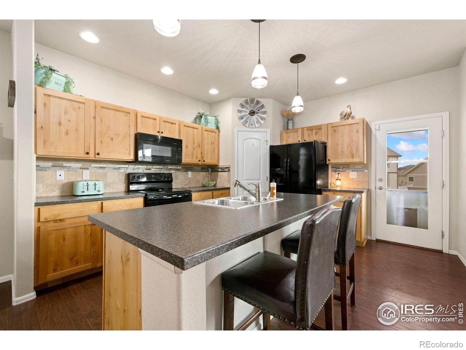 MLS Image #4 for 2674  sapphire street,loveland, Colorado