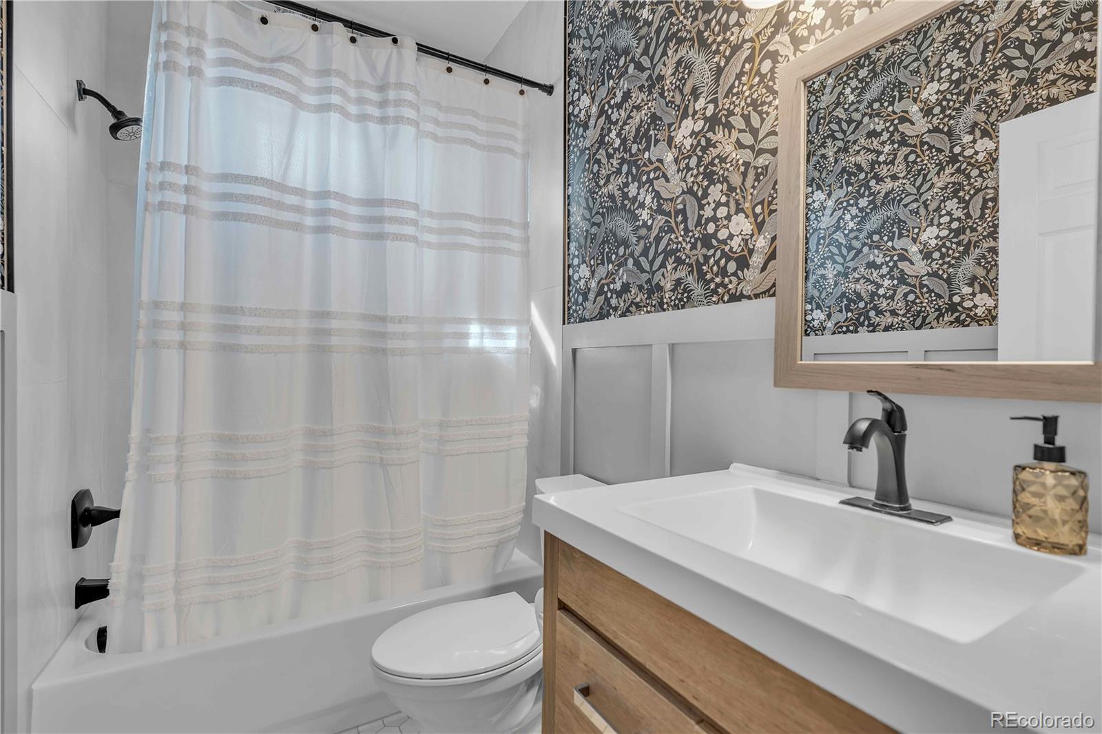 MLS Image #13 for 10564  westcliff place,highlands ranch, Colorado