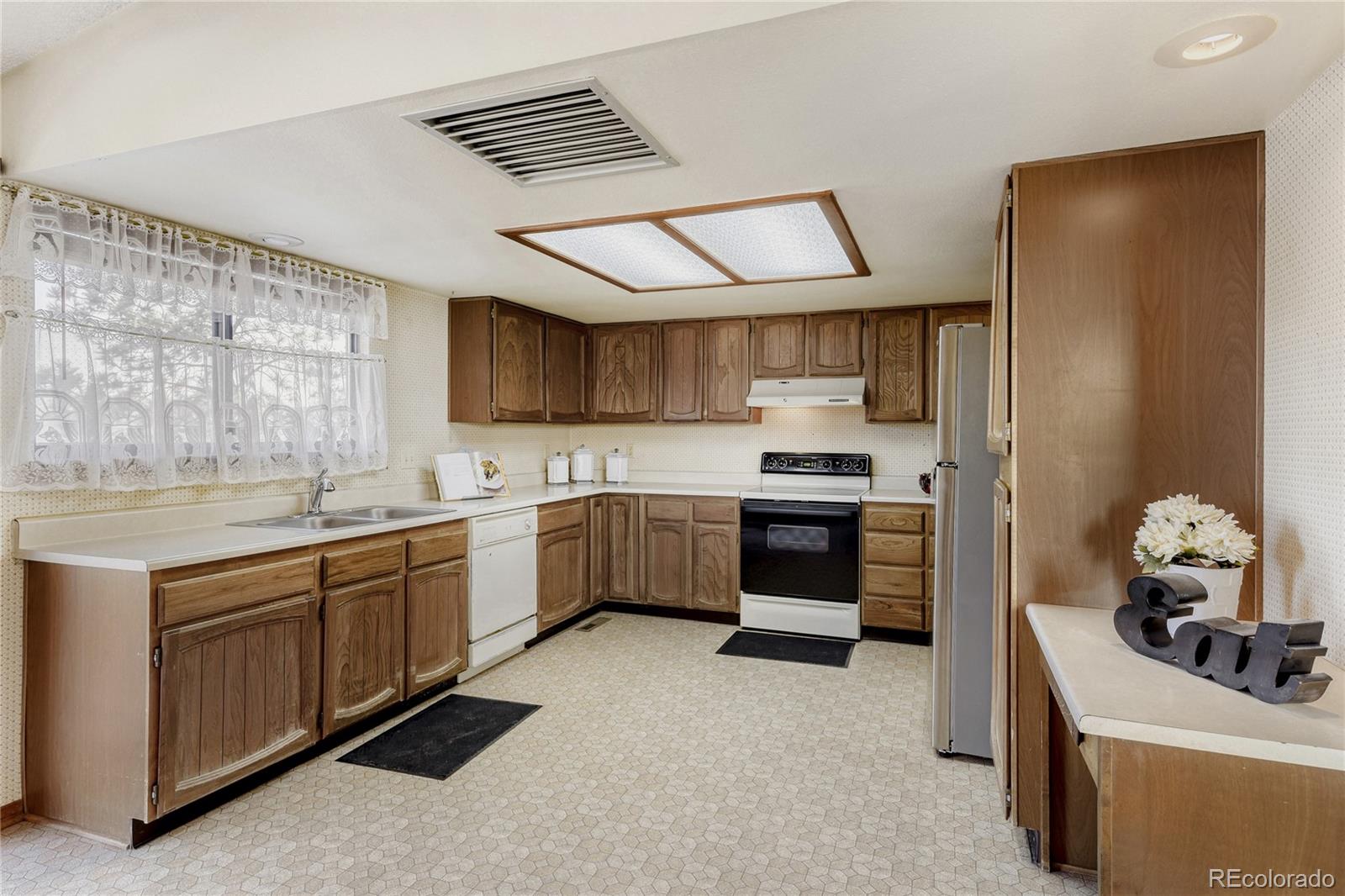 MLS Image #29 for 2030 s fairplay street,aurora, Colorado