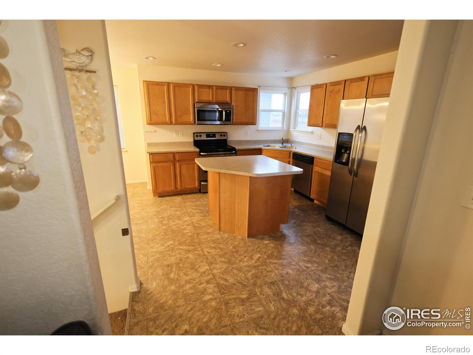 MLS Image #10 for 542  cherryridge drive,windsor, Colorado