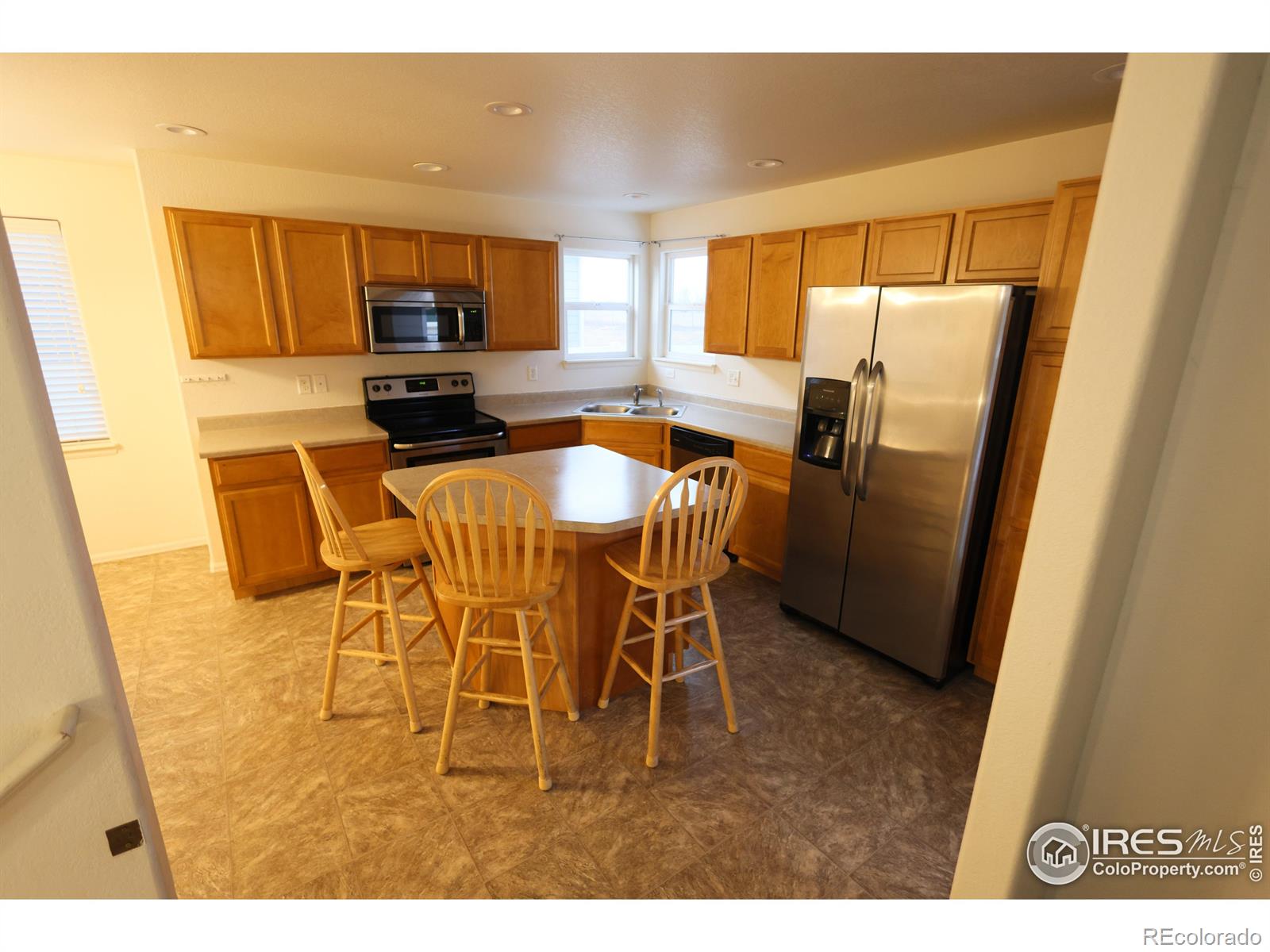 MLS Image #12 for 542  cherryridge drive,windsor, Colorado
