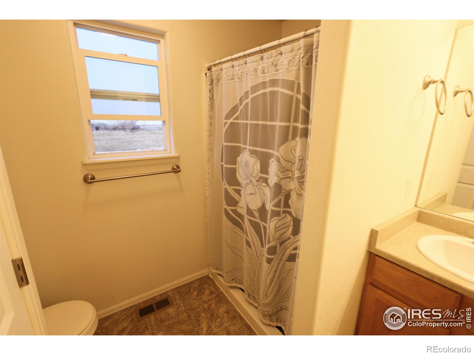 MLS Image #19 for 542  cherryridge drive,windsor, Colorado