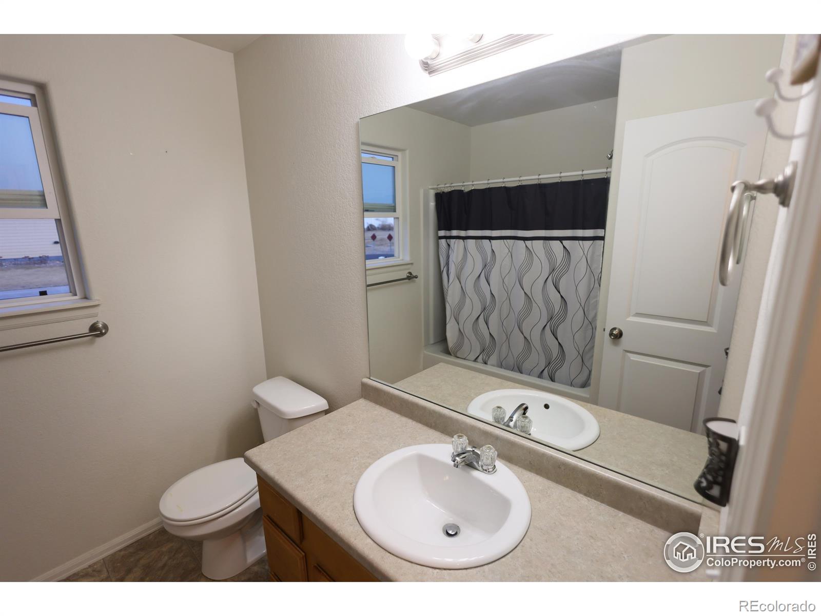 MLS Image #25 for 542  cherryridge drive,windsor, Colorado