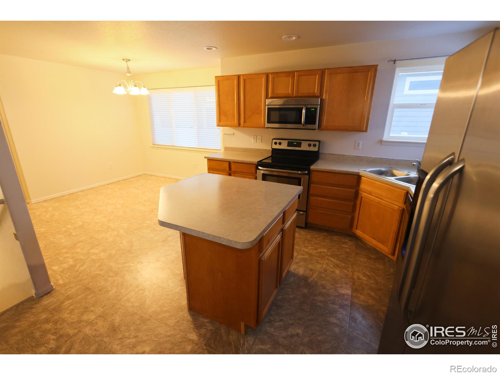 MLS Image #8 for 542  cherryridge drive,windsor, Colorado
