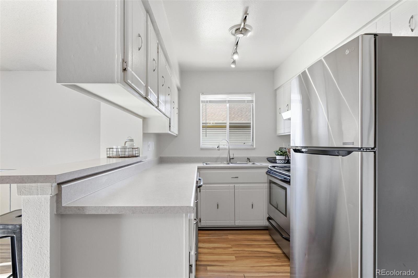 MLS Image #15 for 3355 s flower street,lakewood, Colorado