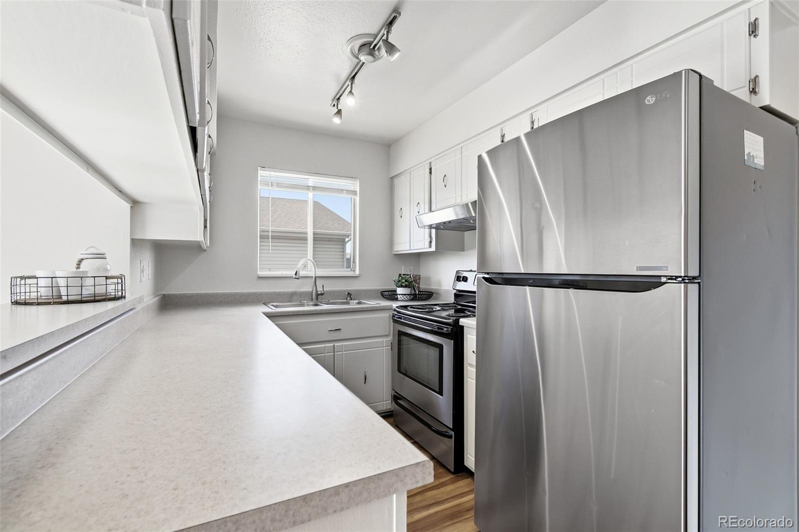 MLS Image #16 for 3355 s flower street,lakewood, Colorado