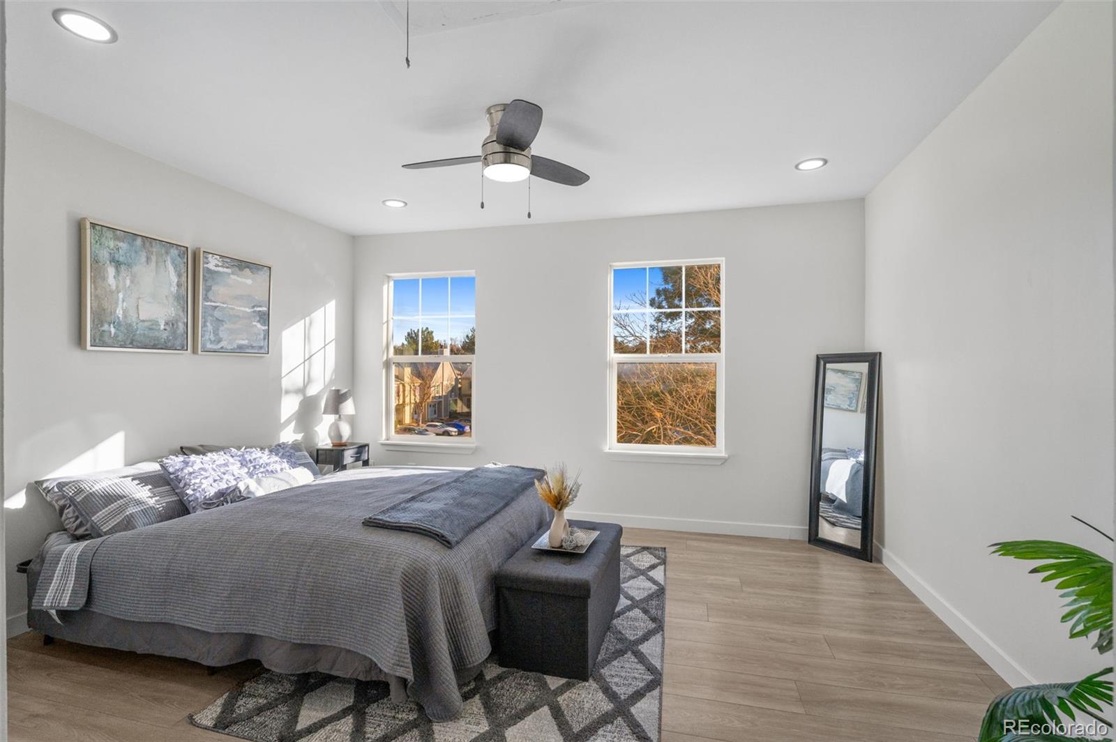 MLS Image #14 for 1811 s quebec way,denver, Colorado
