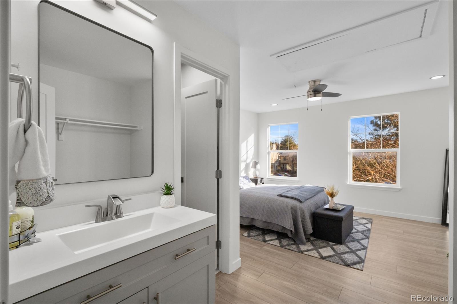 MLS Image #17 for 1811 s quebec way,denver, Colorado