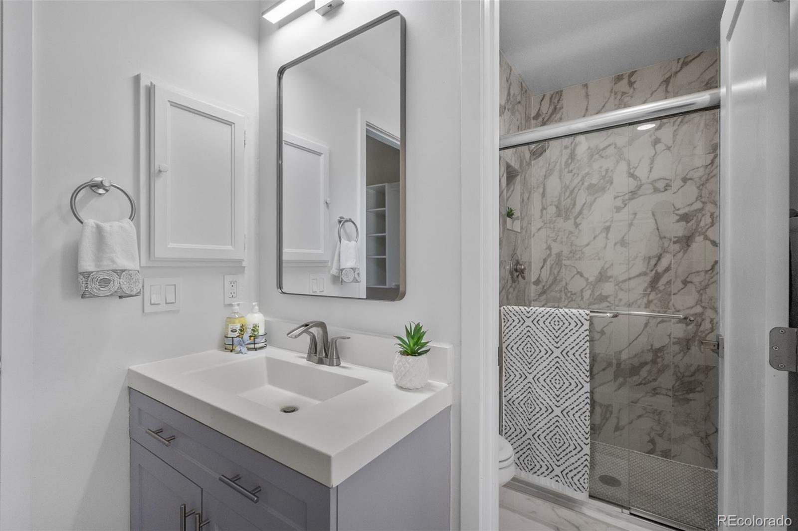 MLS Image #21 for 1811 s quebec way,denver, Colorado