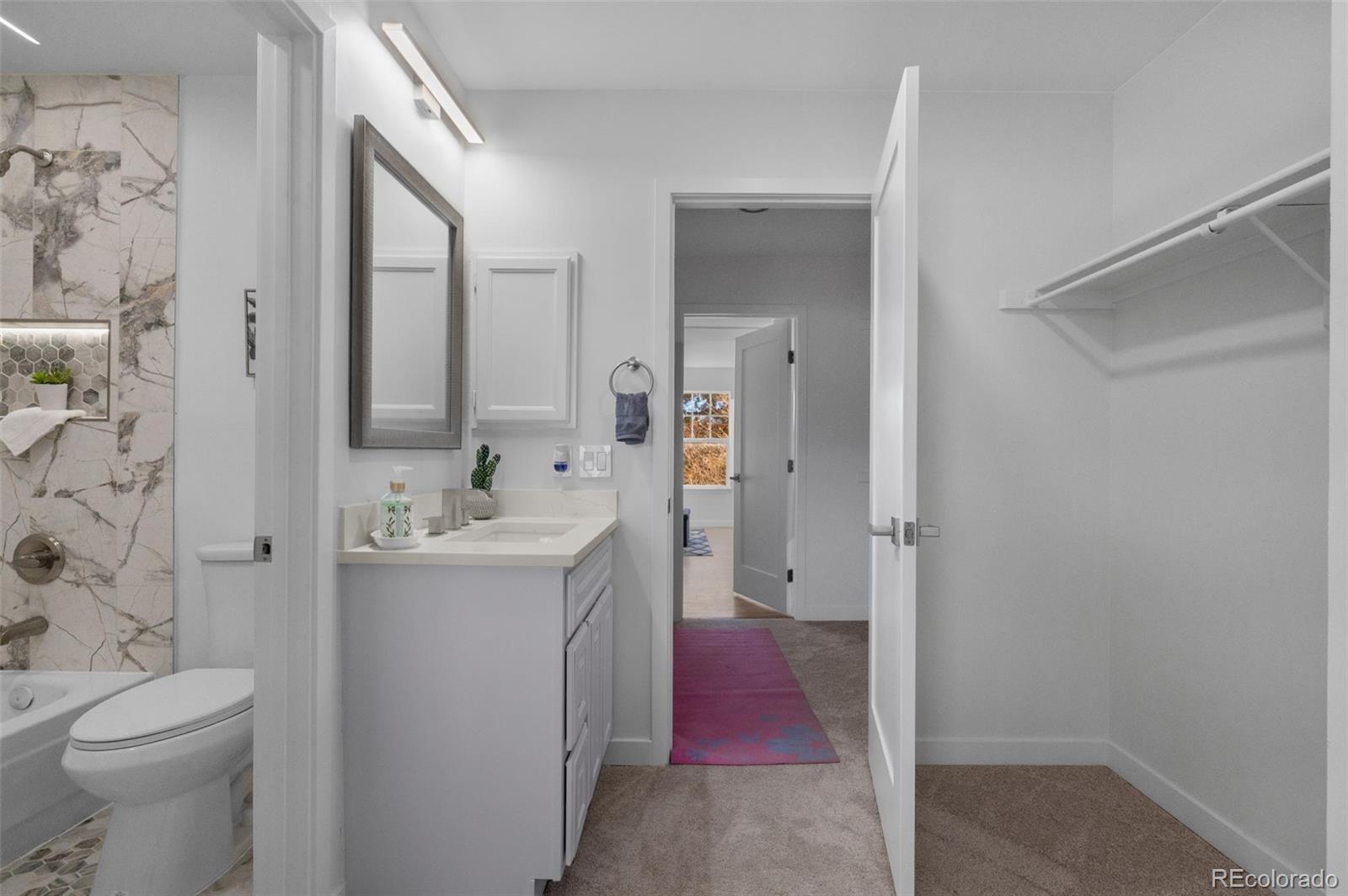 MLS Image #22 for 1811 s quebec way,denver, Colorado