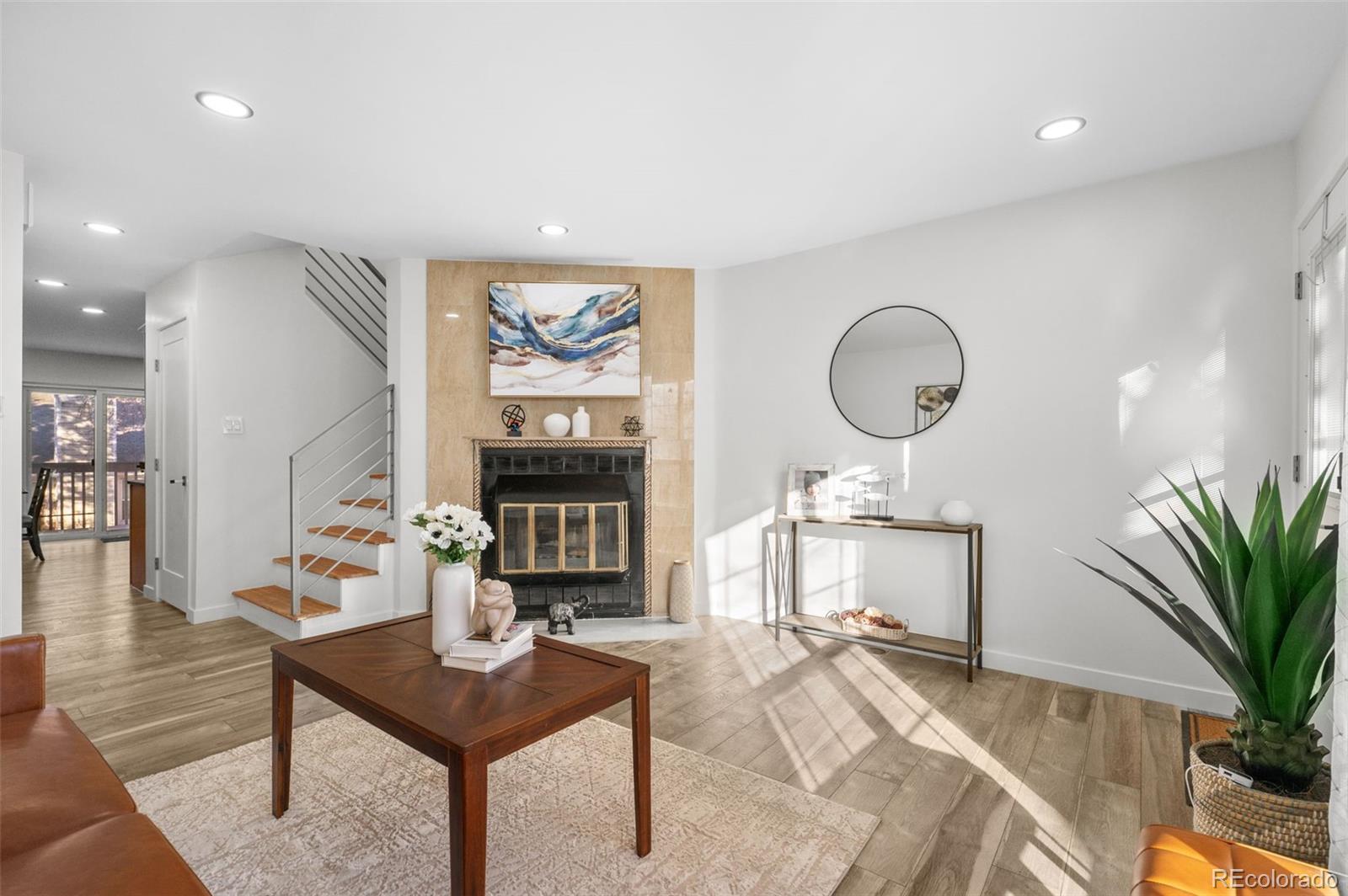 MLS Image #4 for 1811 s quebec way,denver, Colorado