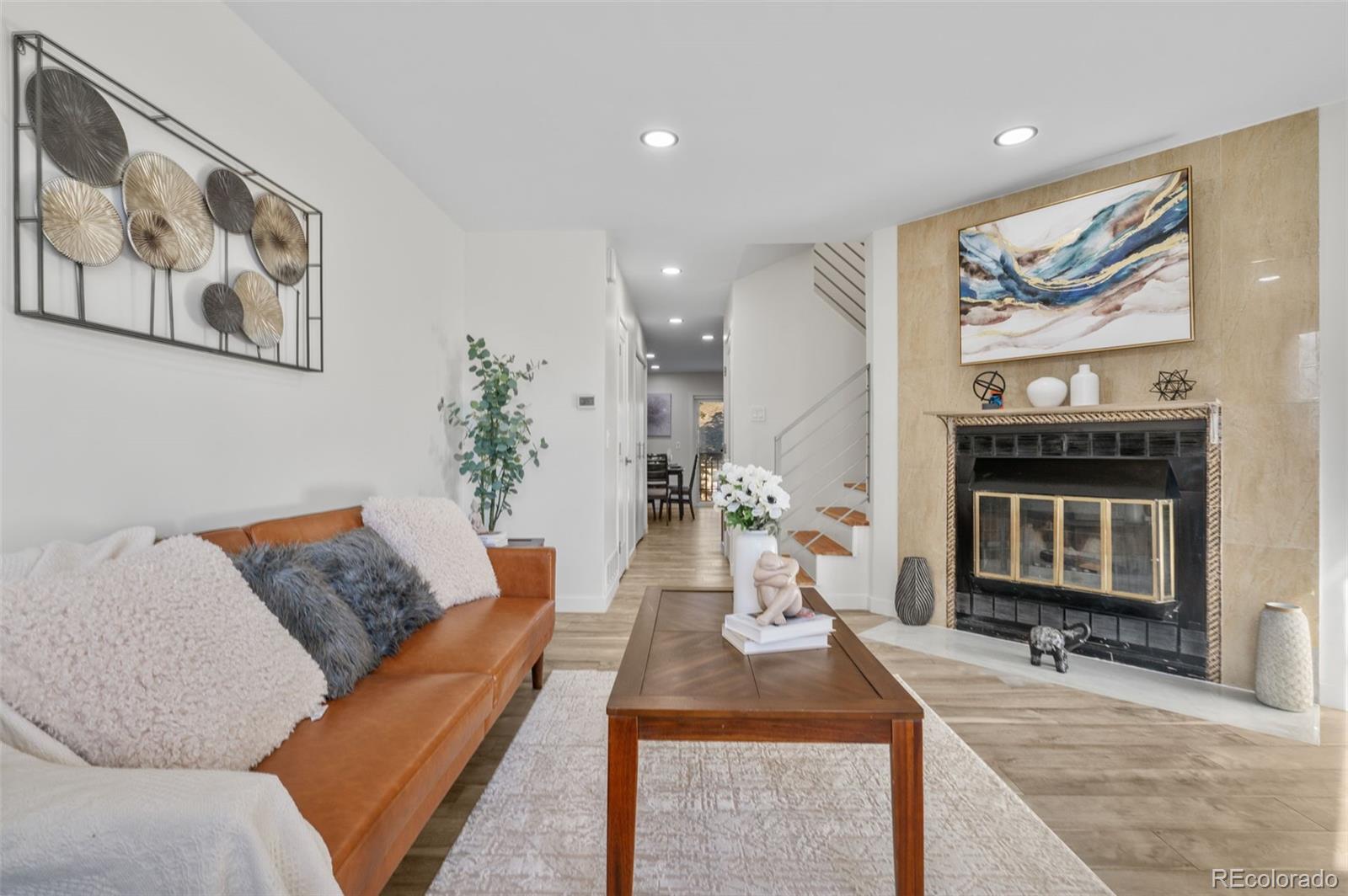 MLS Image #5 for 1811 s quebec way,denver, Colorado