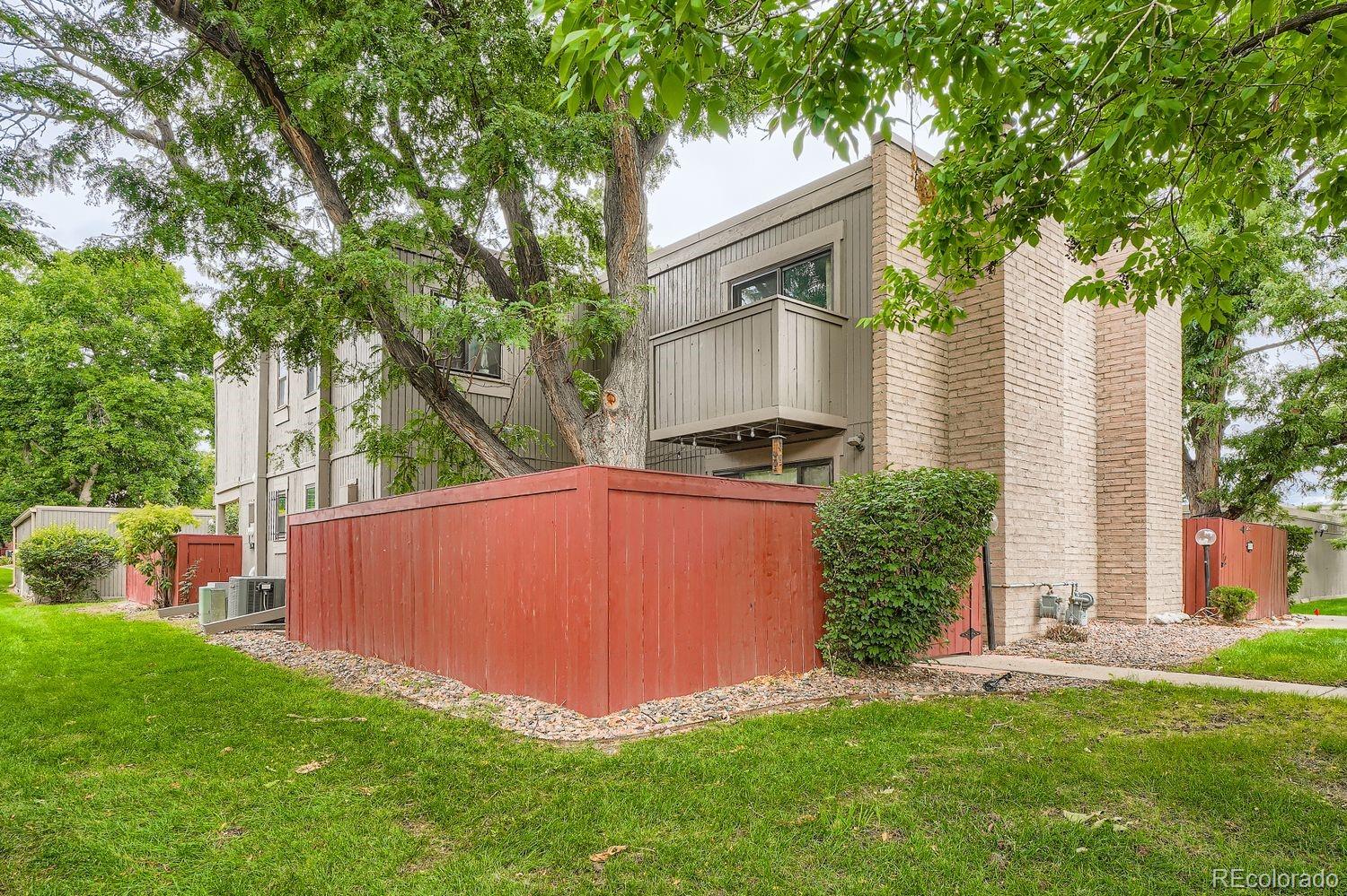 MLS Image #21 for 1251 s yosemite way 89,denver, Colorado