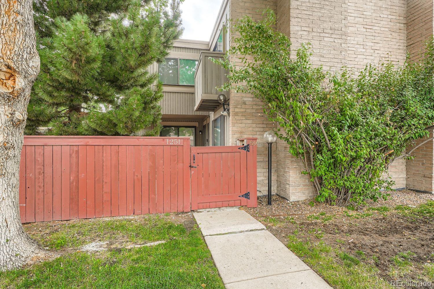 MLS Image #22 for 1251 s yosemite way 89,denver, Colorado