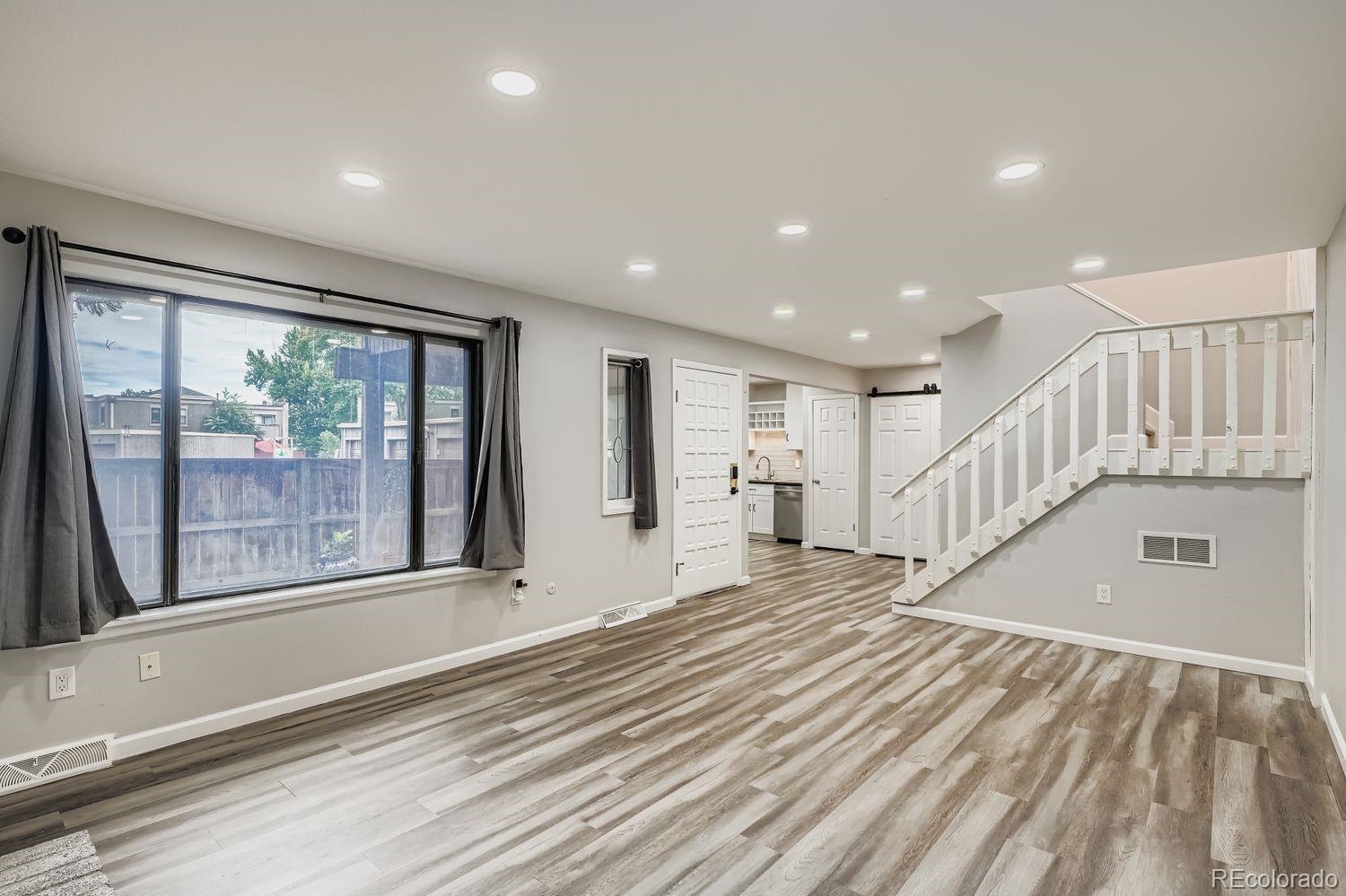 MLS Image #4 for 1251 s yosemite way 89,denver, Colorado