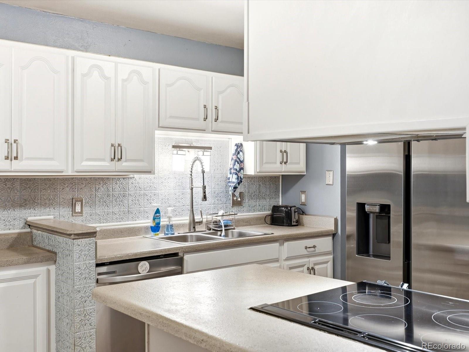 MLS Image #17 for 2540 s deframe street,lakewood, Colorado