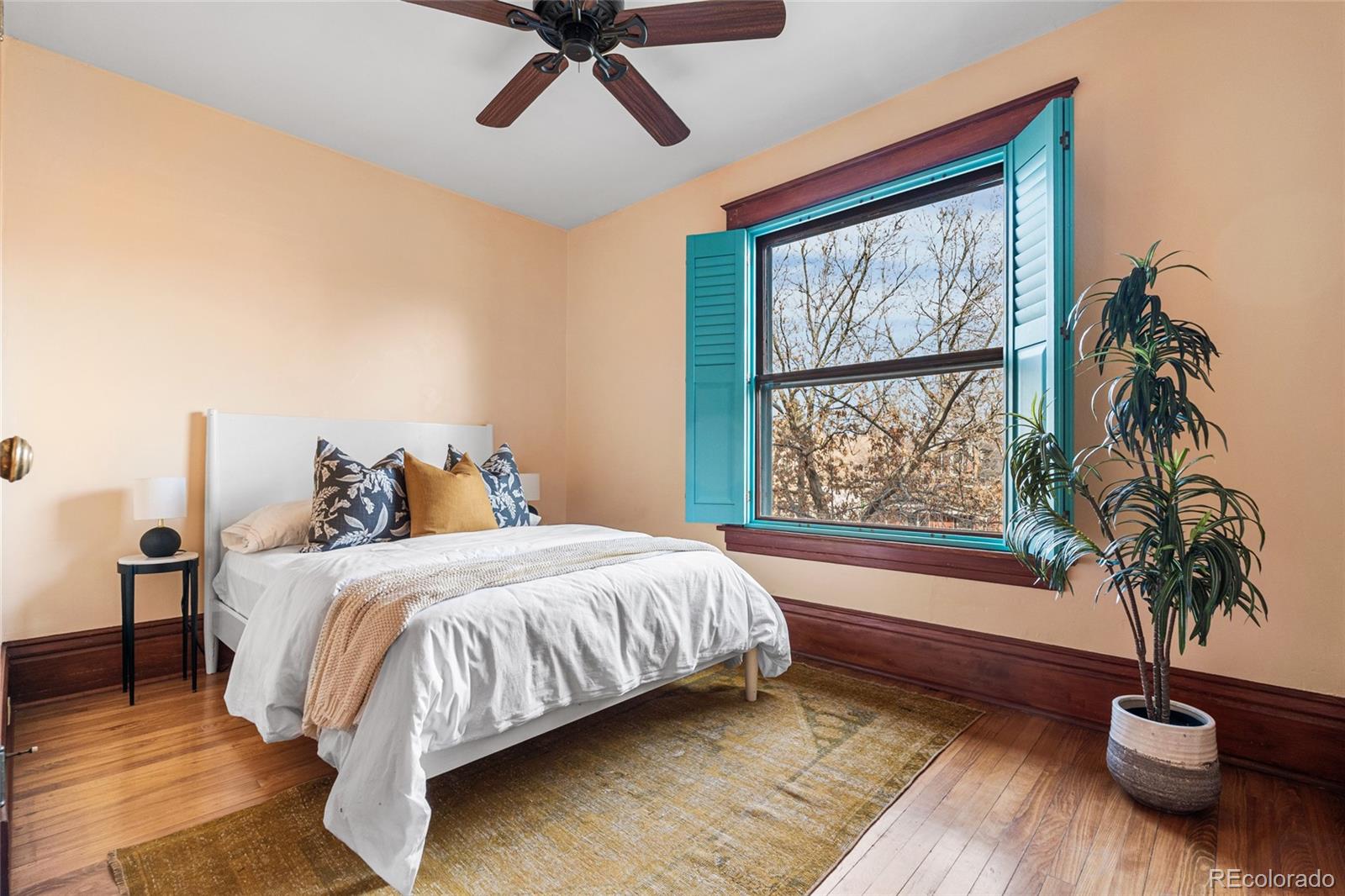 MLS Image #36 for 1435  adams street,denver, Colorado