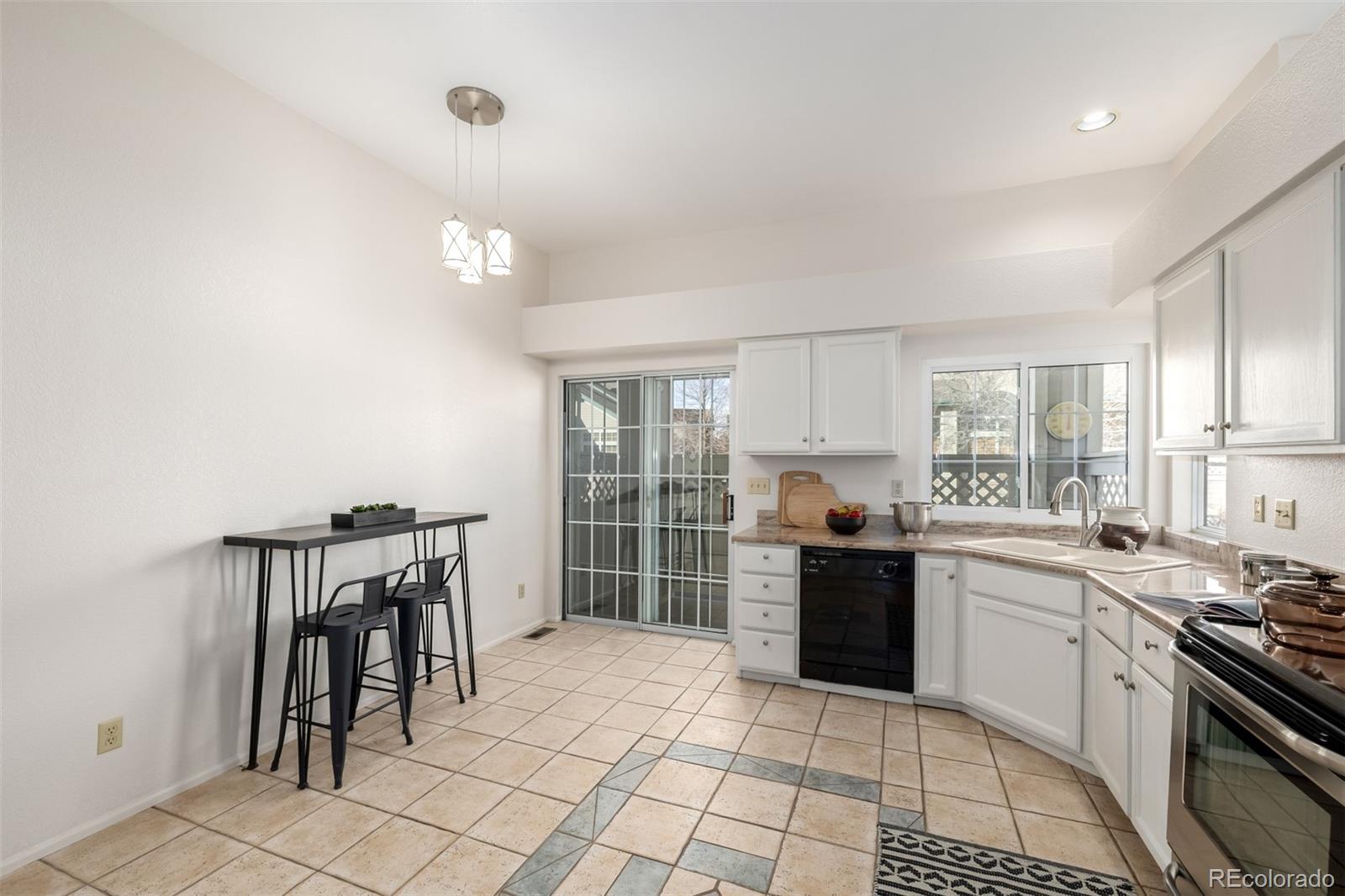 MLS Image #12 for 9936 e hawaii place,aurora, Colorado