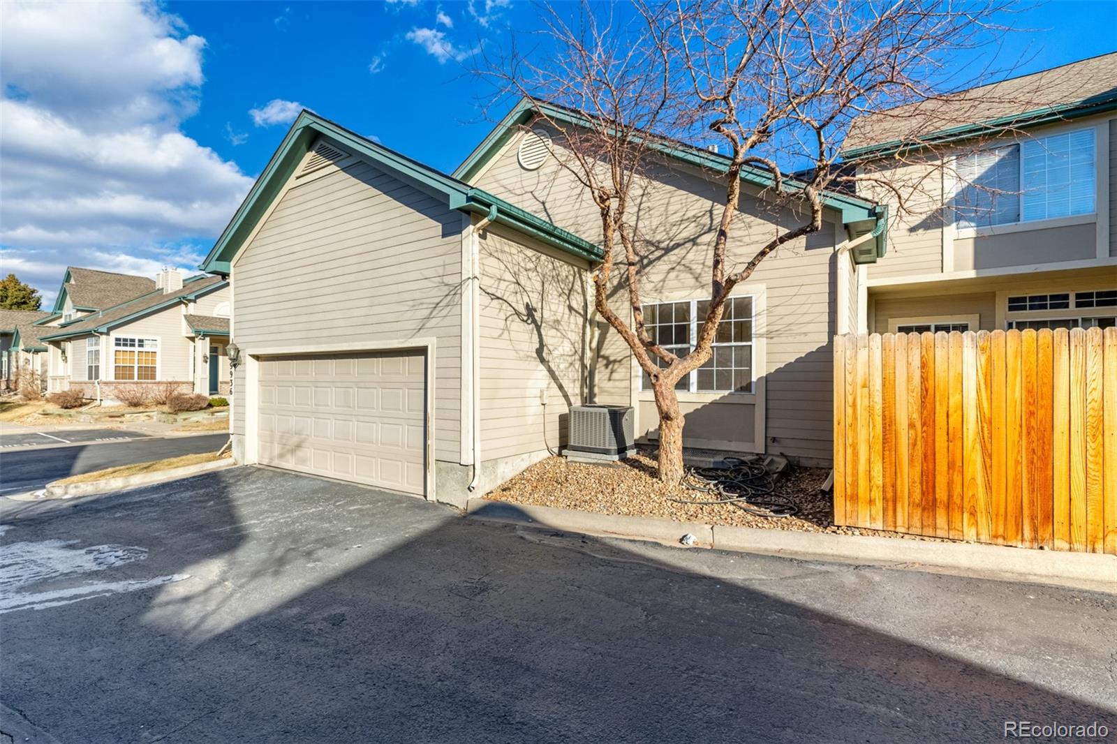 MLS Image #2 for 9936 e hawaii place,aurora, Colorado