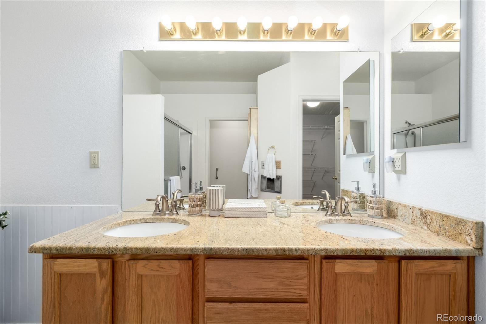 MLS Image #21 for 9936 e hawaii place,aurora, Colorado